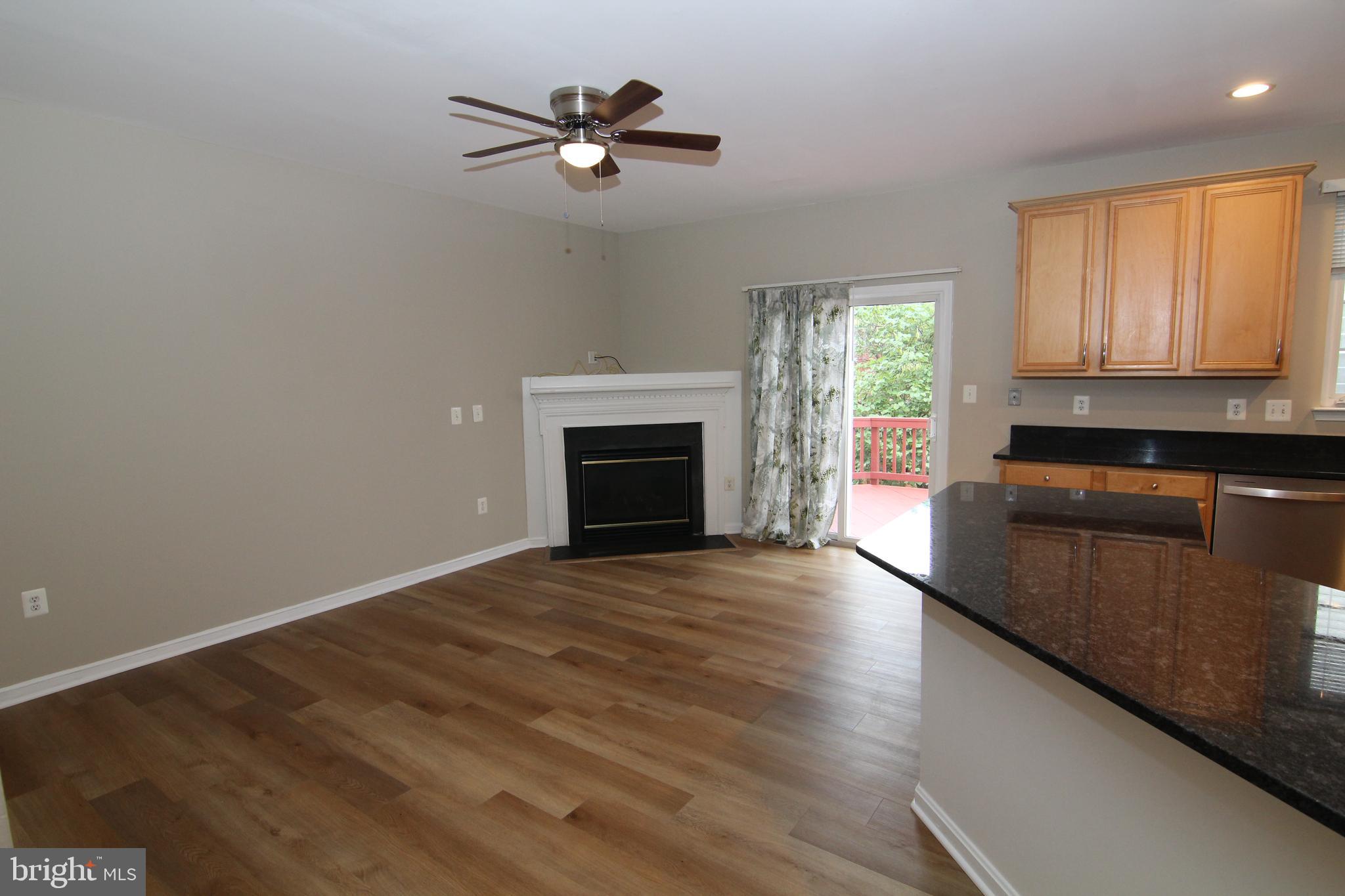 LOUDOUN PARKWAY CENTER - Residential Lease