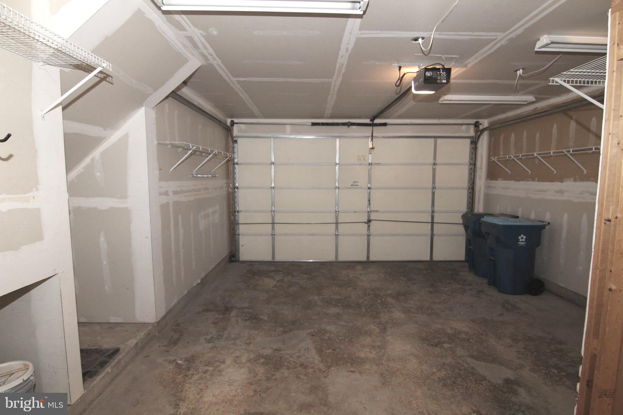 LOUDOUN PARKWAY CENTER - Residential Lease