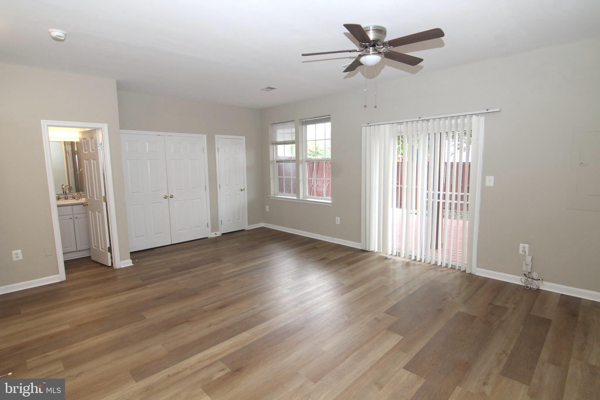 LOUDOUN PARKWAY CENTER - Residential Lease