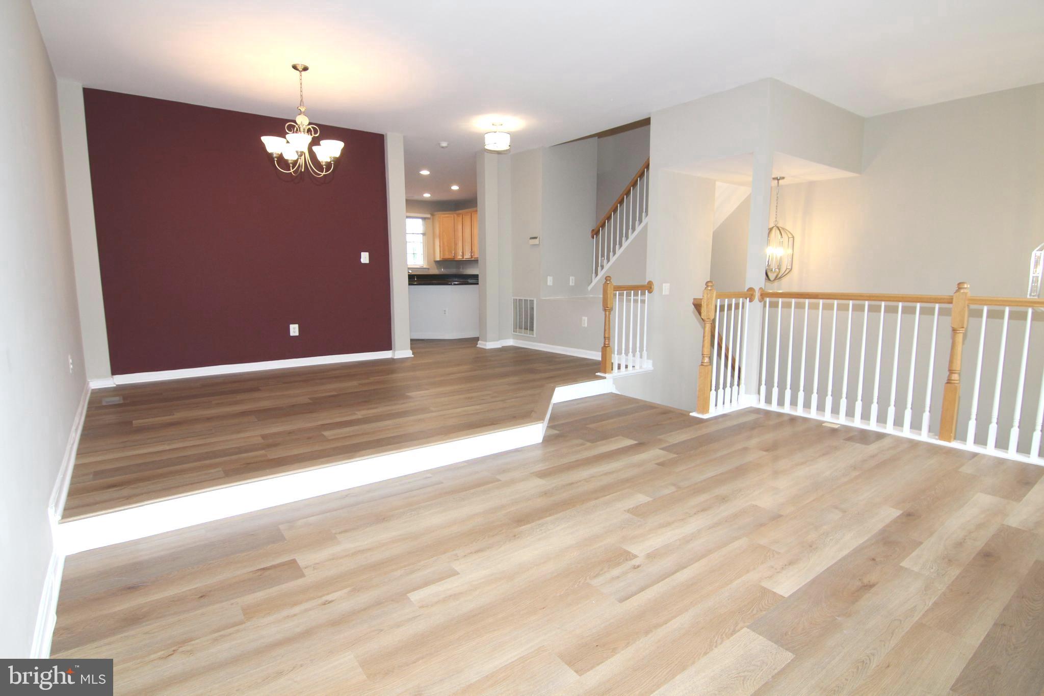 LOUDOUN PARKWAY CENTER - Residential Lease