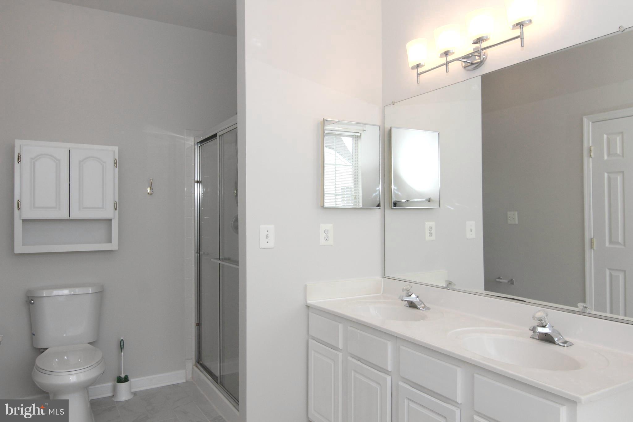 LOUDOUN PARKWAY CENTER - Residential Lease