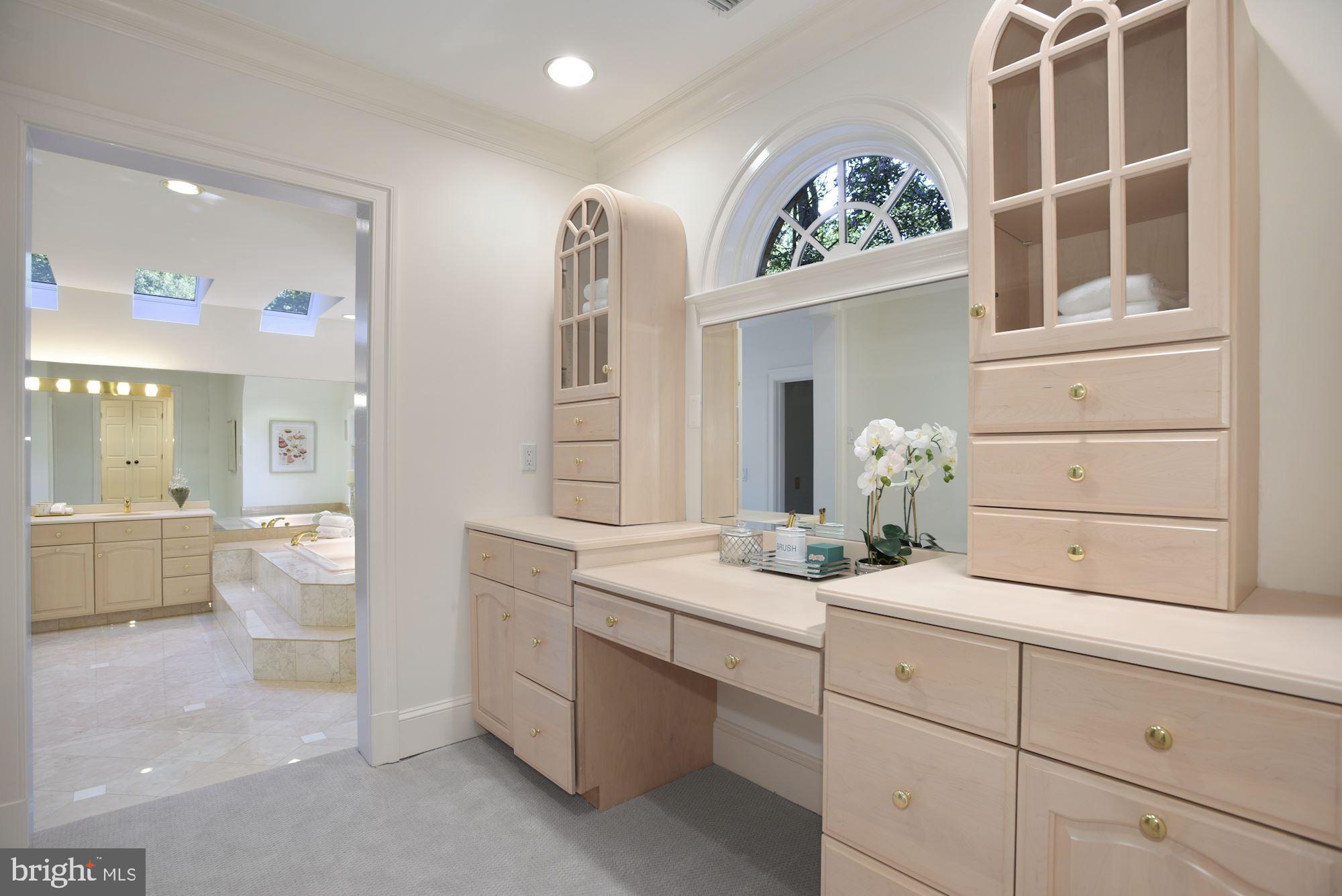 PROSPECT HILLS - Residential