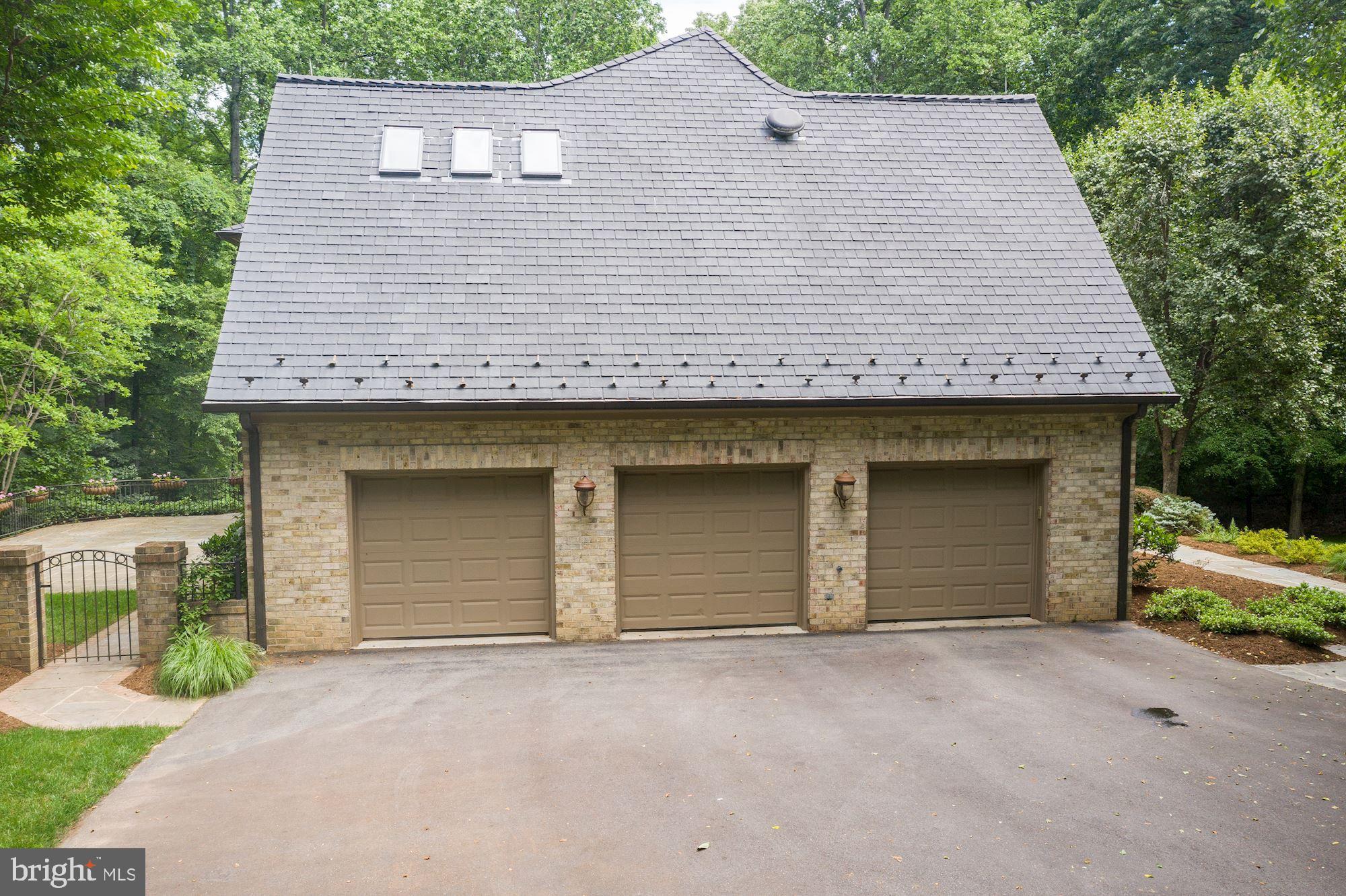 PROSPECT HILLS - Residential