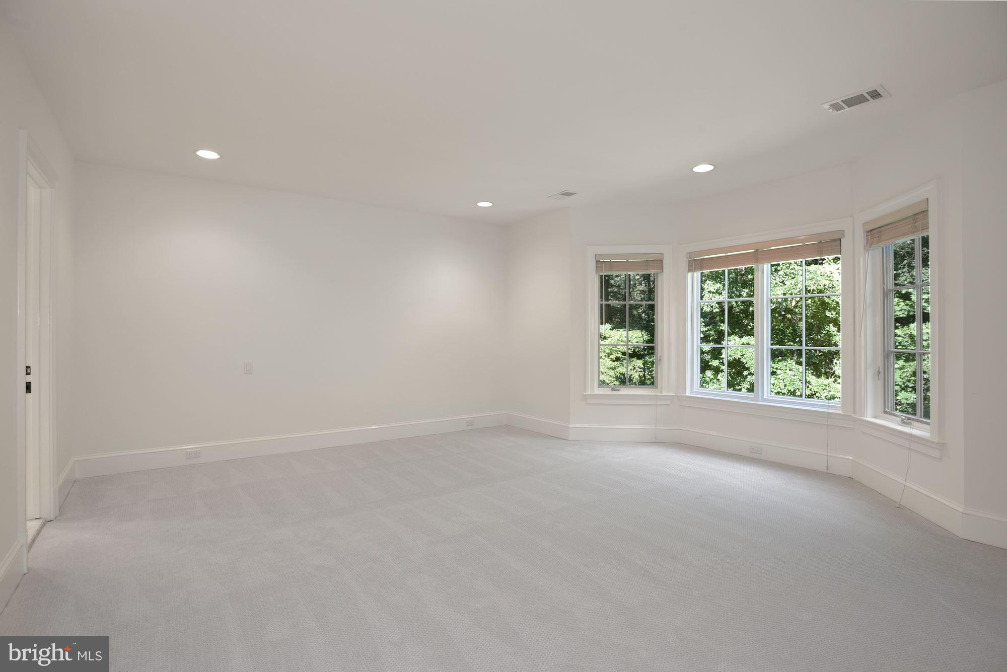 PROSPECT HILLS - Residential