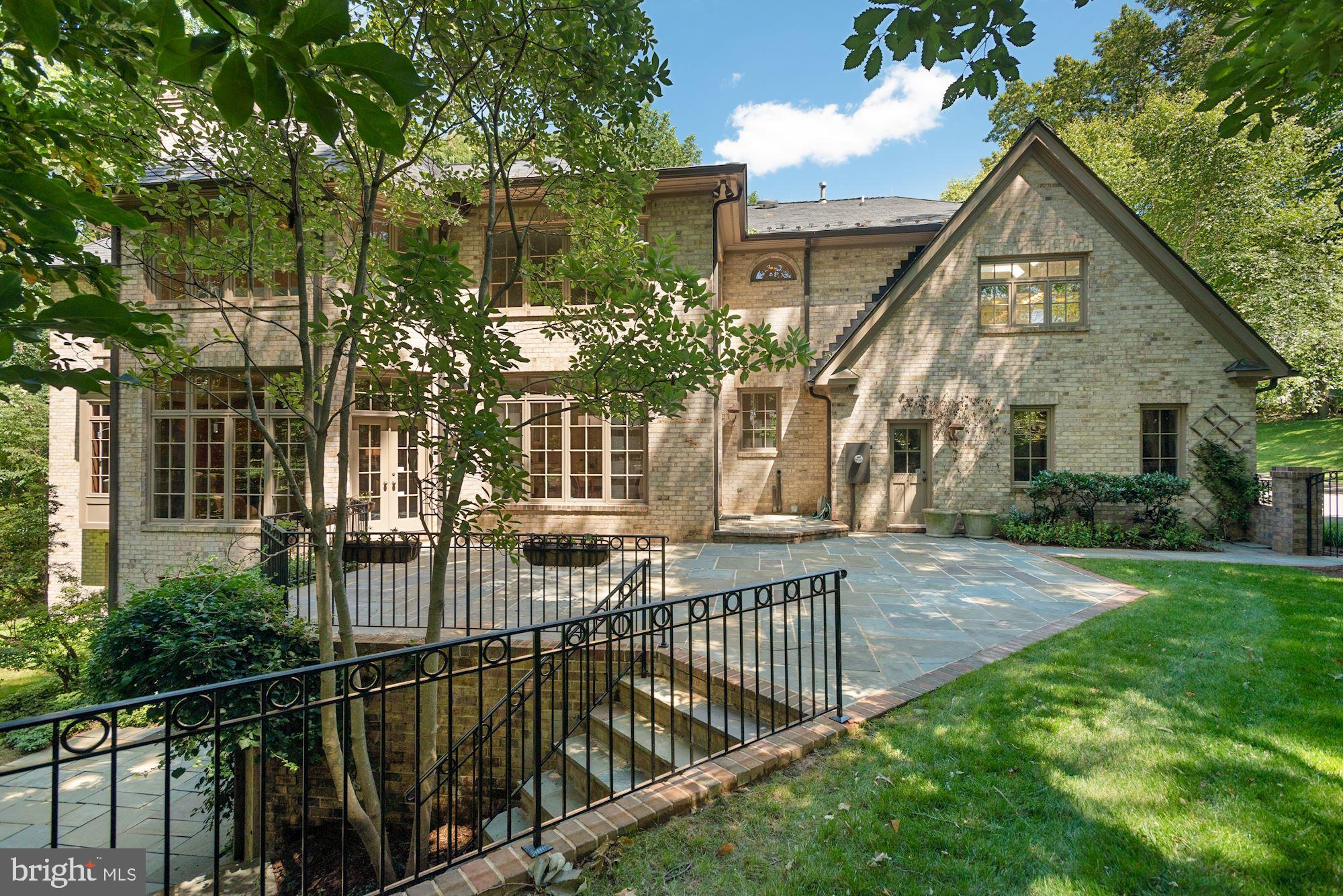 PROSPECT HILLS - Residential