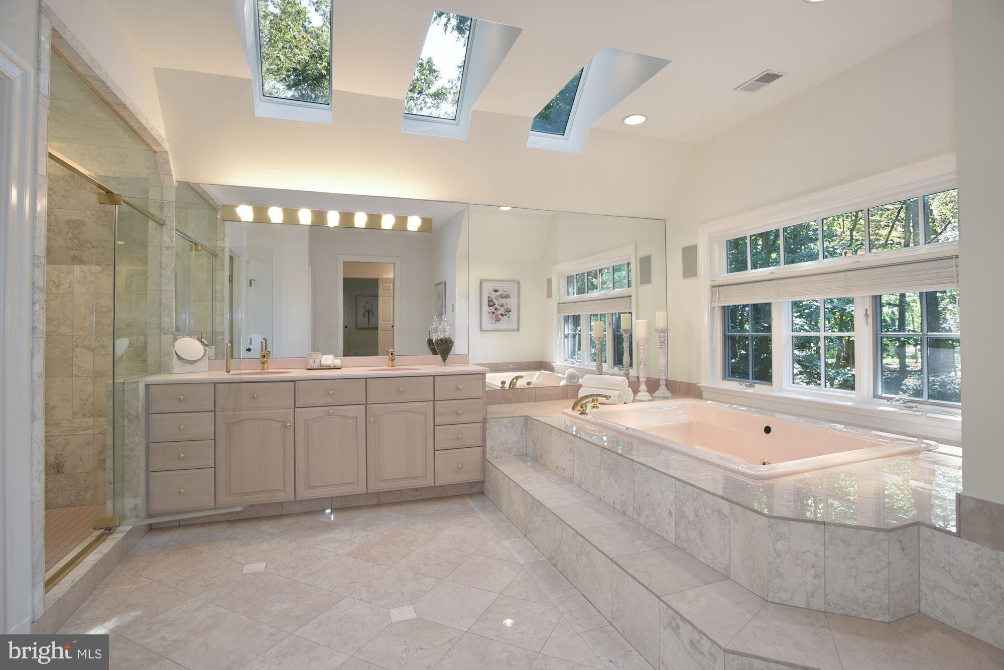 PROSPECT HILLS - Residential