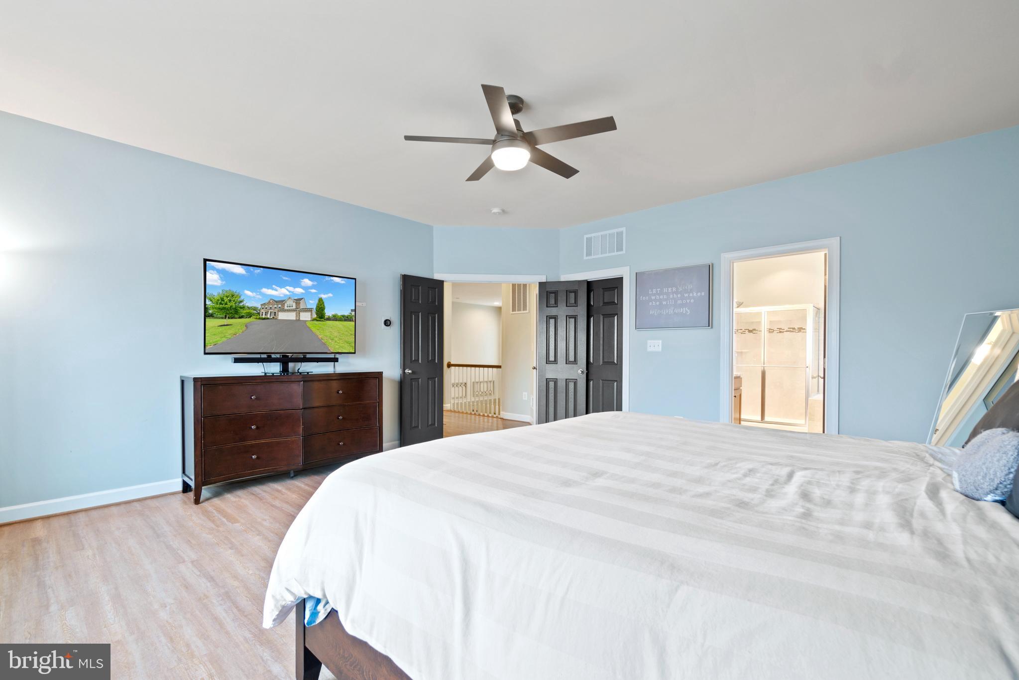 LAKE RIDGE ESTATES - Residential