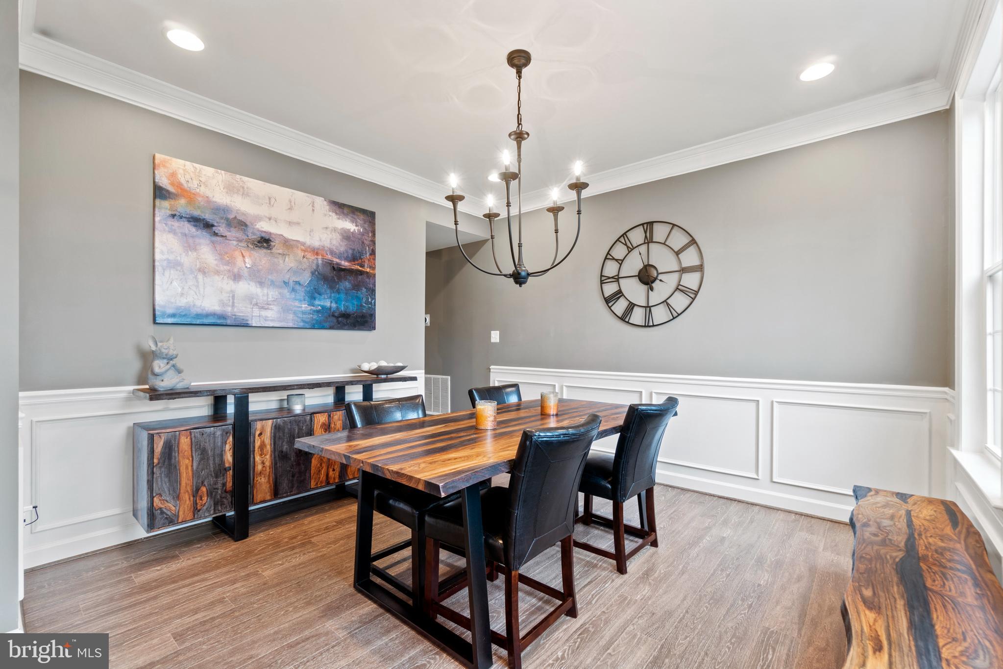 LAKE RIDGE ESTATES - Residential