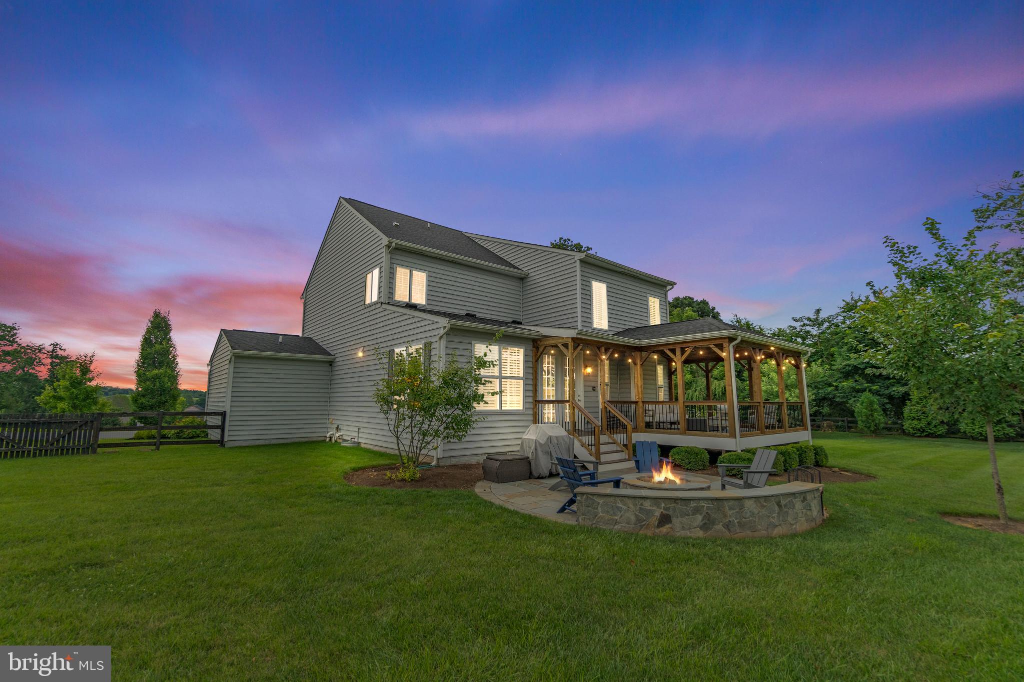 LAKE RIDGE ESTATES - Residential