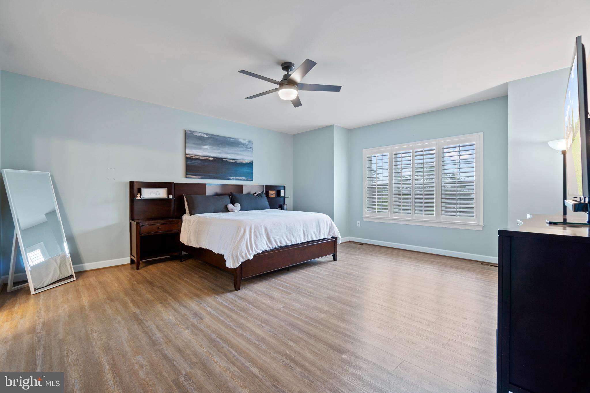 LAKE RIDGE ESTATES - Residential