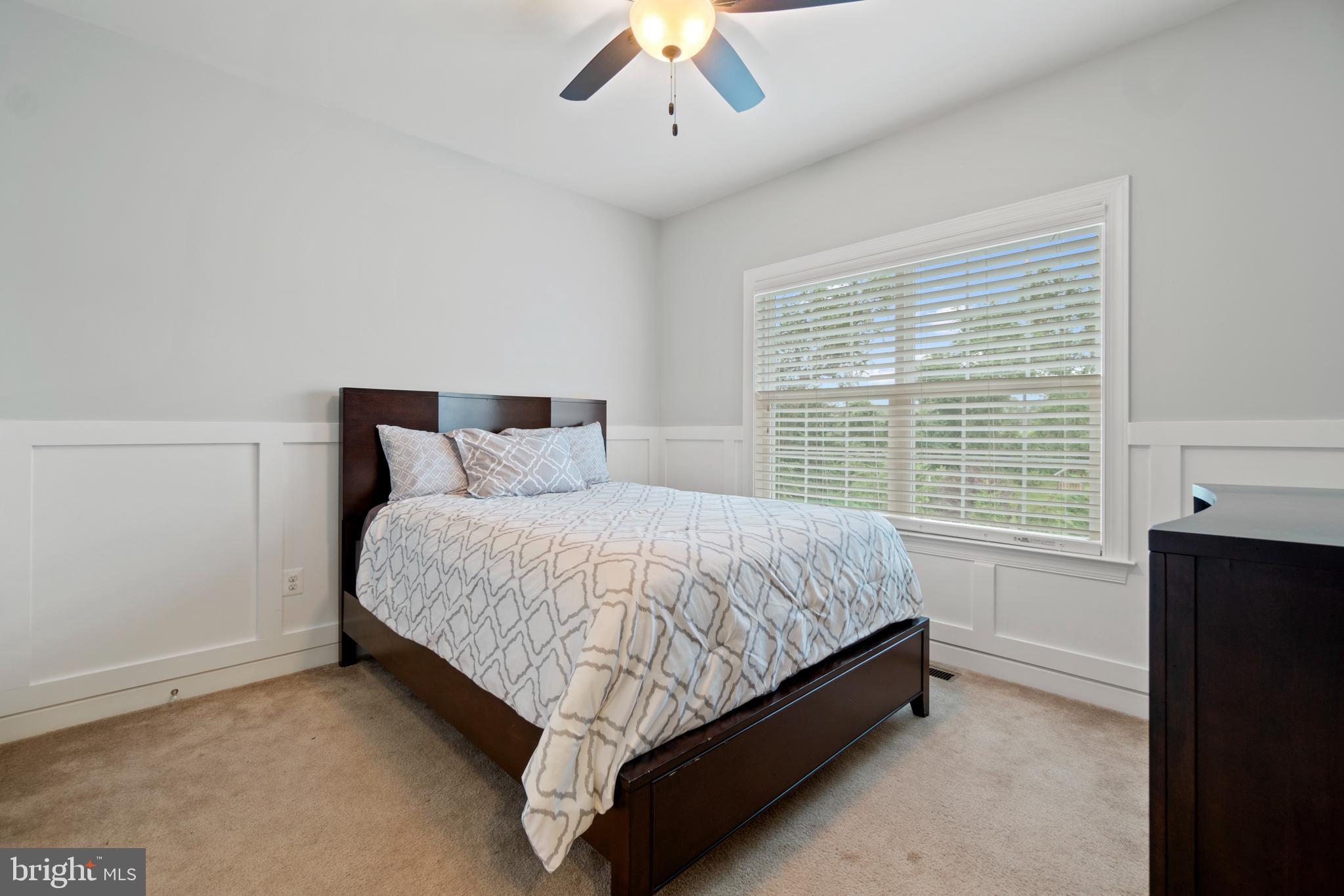 LAKE RIDGE ESTATES - Residential