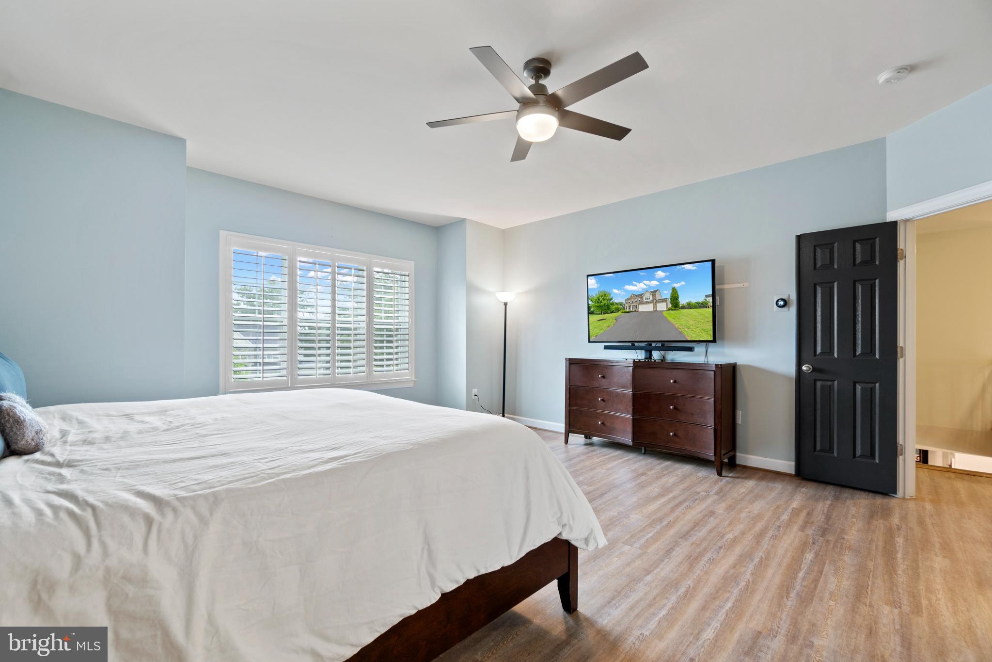 LAKE RIDGE ESTATES - Residential