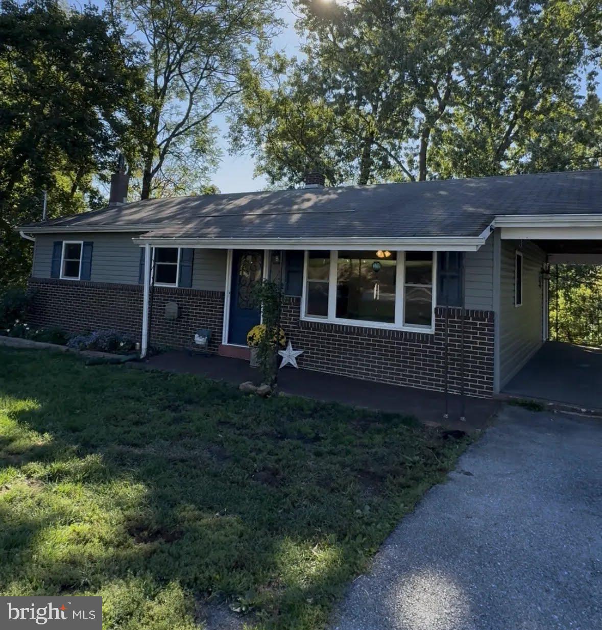 1011 MANADA GAP ROAD