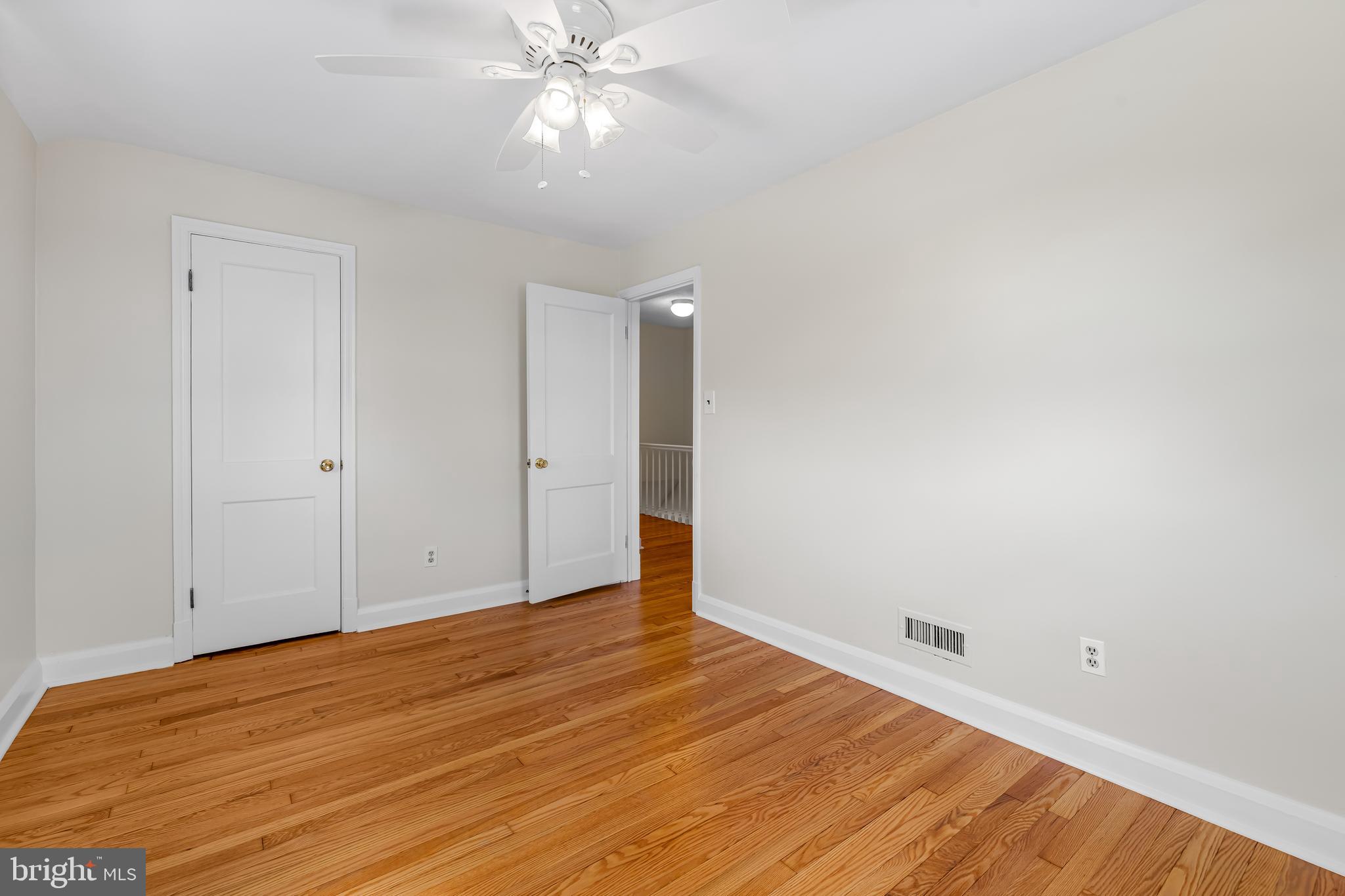 KNETTISHALL - Residential