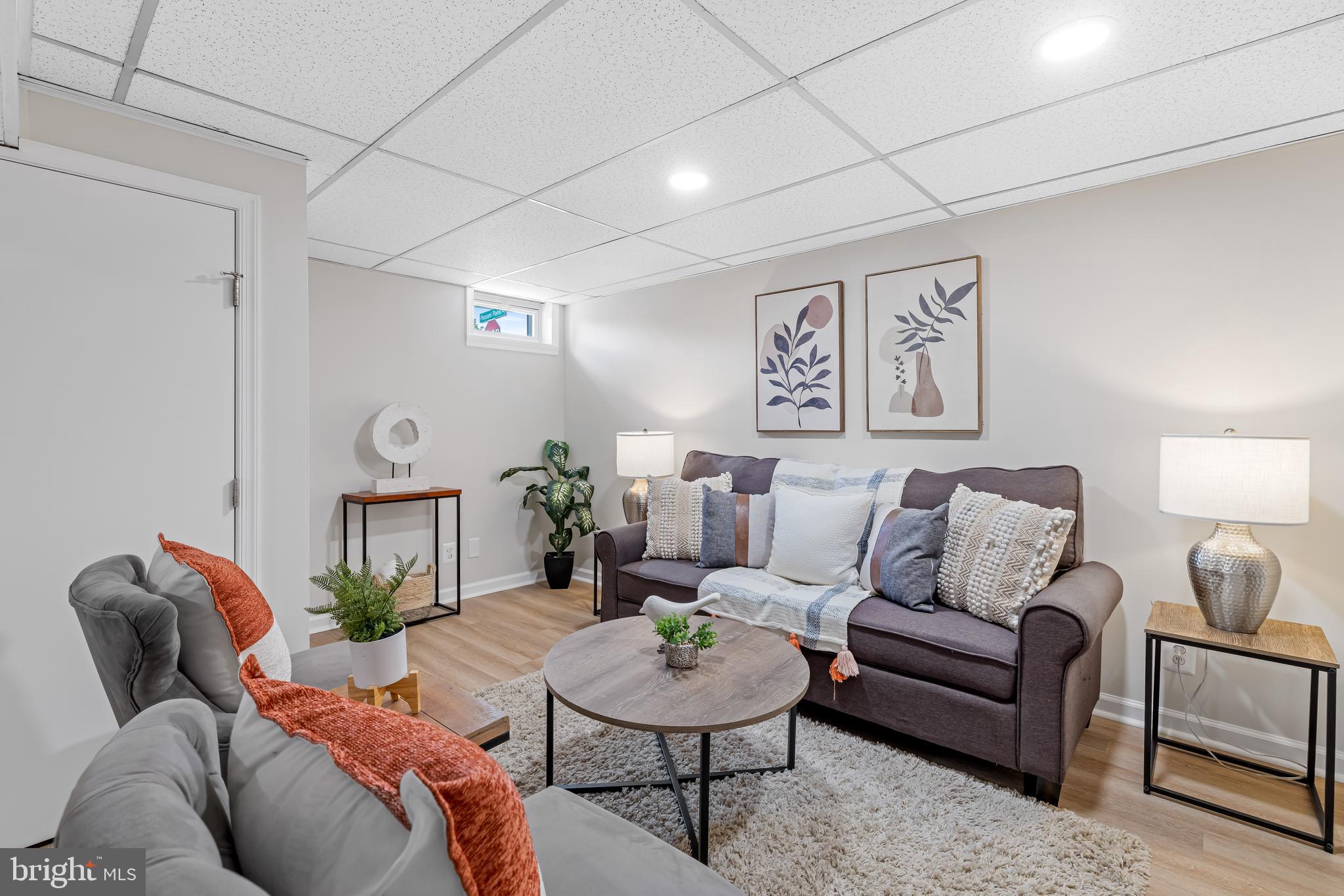 KNETTISHALL - Residential