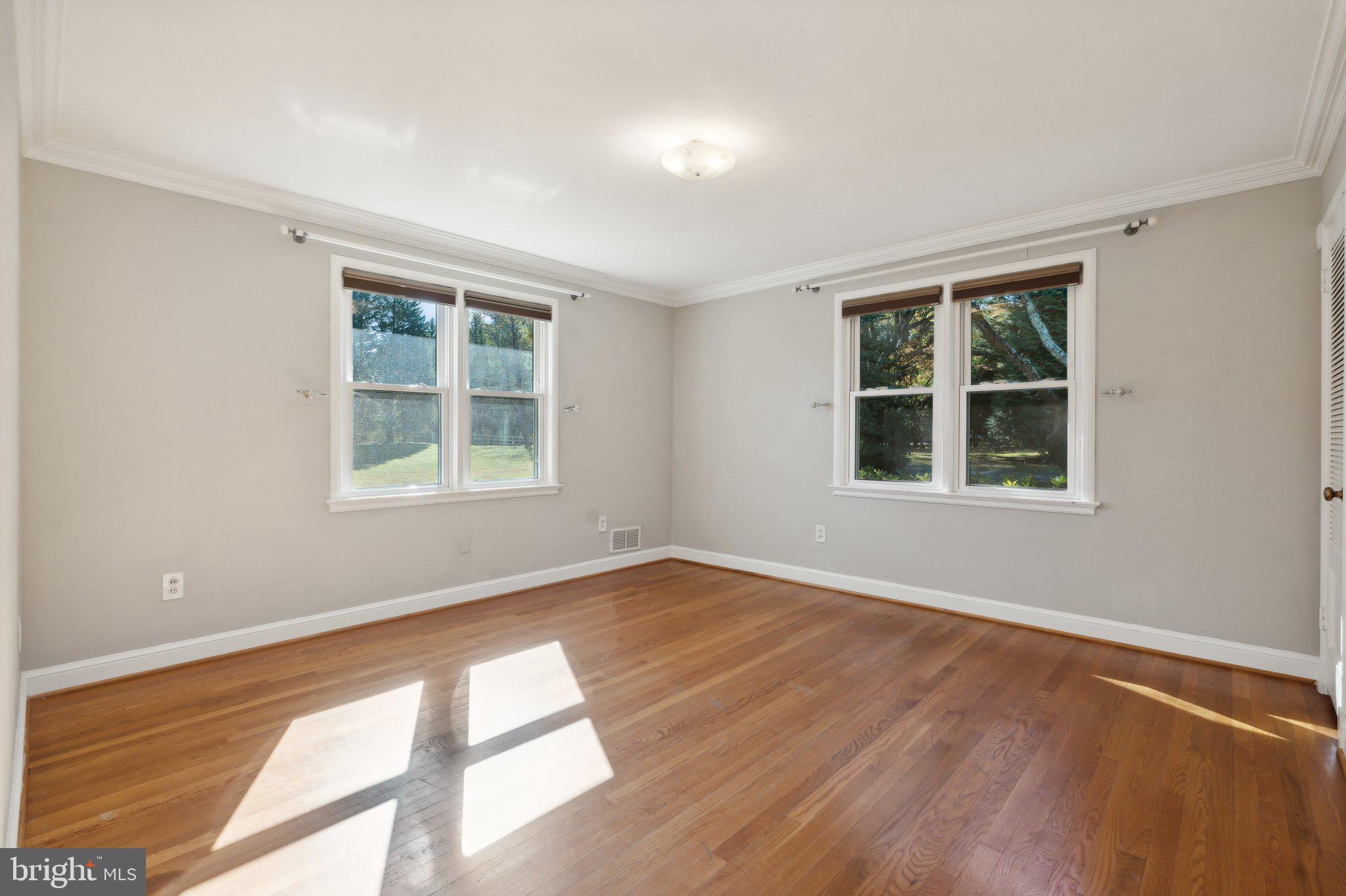 DARNESTOWN OUTSIDE - Residential