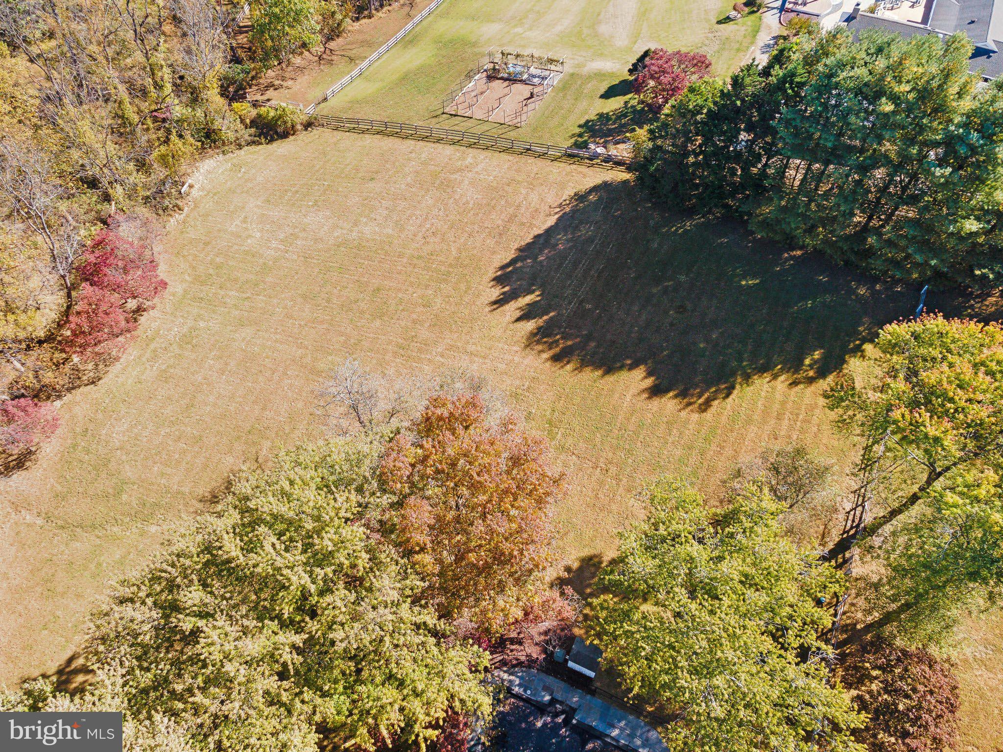 DARNESTOWN OUTSIDE - Residential