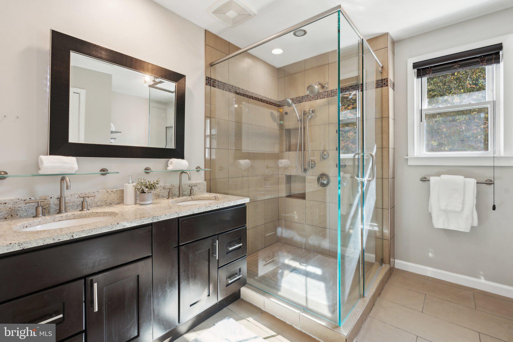 DARNESTOWN OUTSIDE - Residential