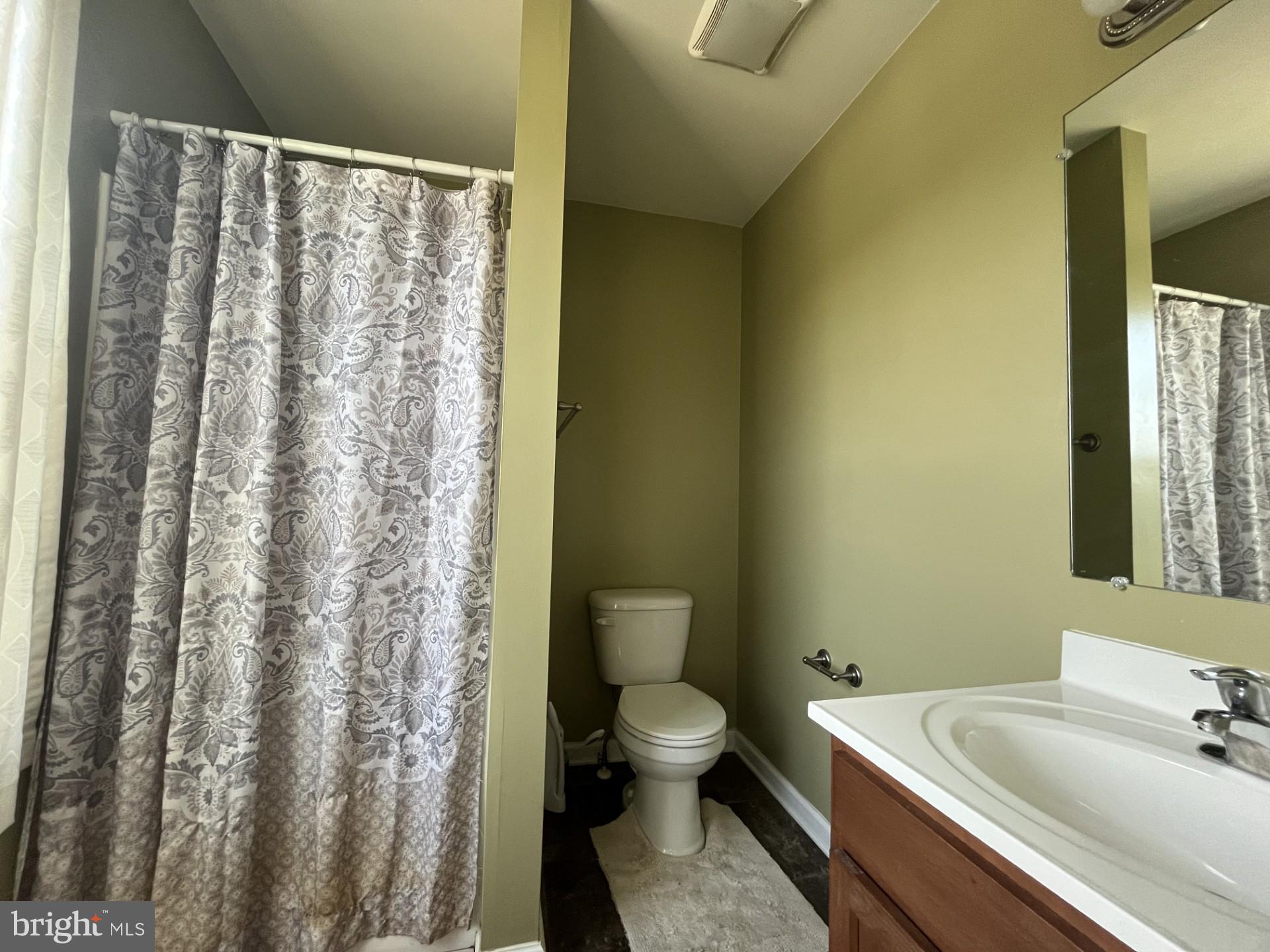 INWOOD VILLAGE - Residential