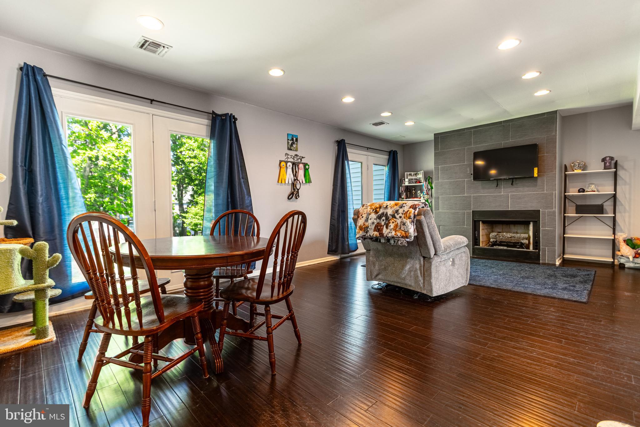 HILLTOP - Residential