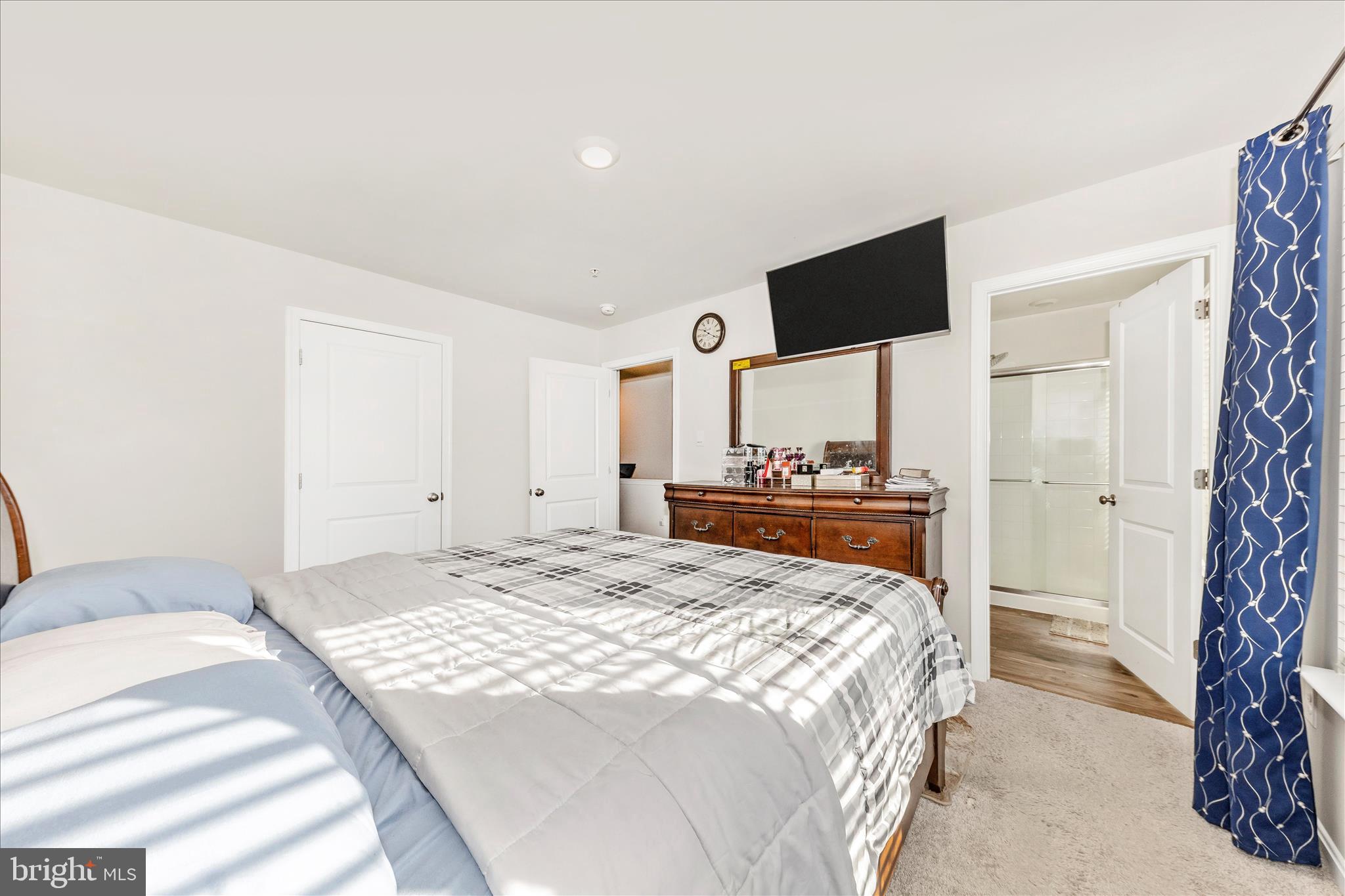 TUSCARORA CREEK - Residential