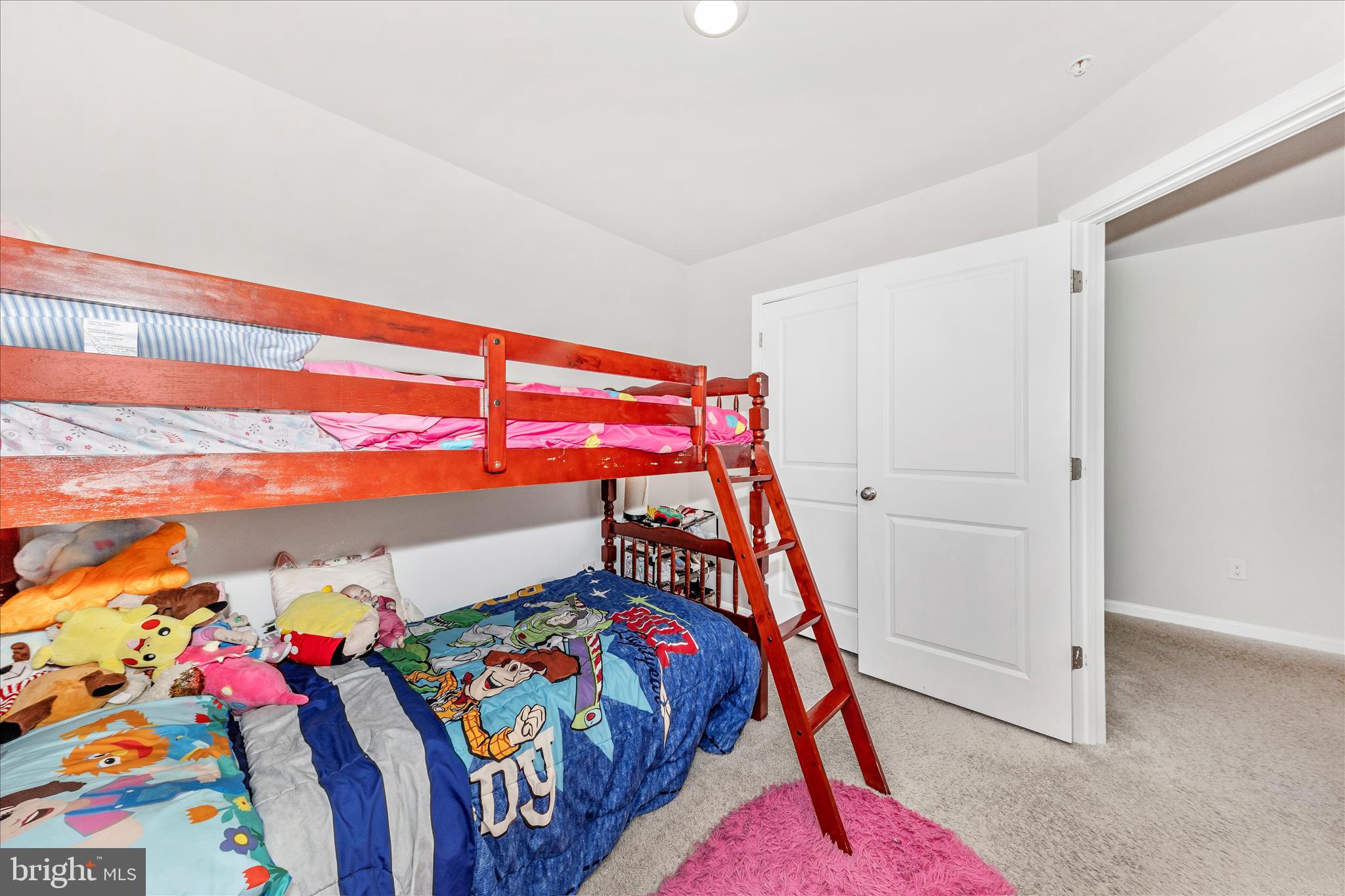 TUSCARORA CREEK - Residential