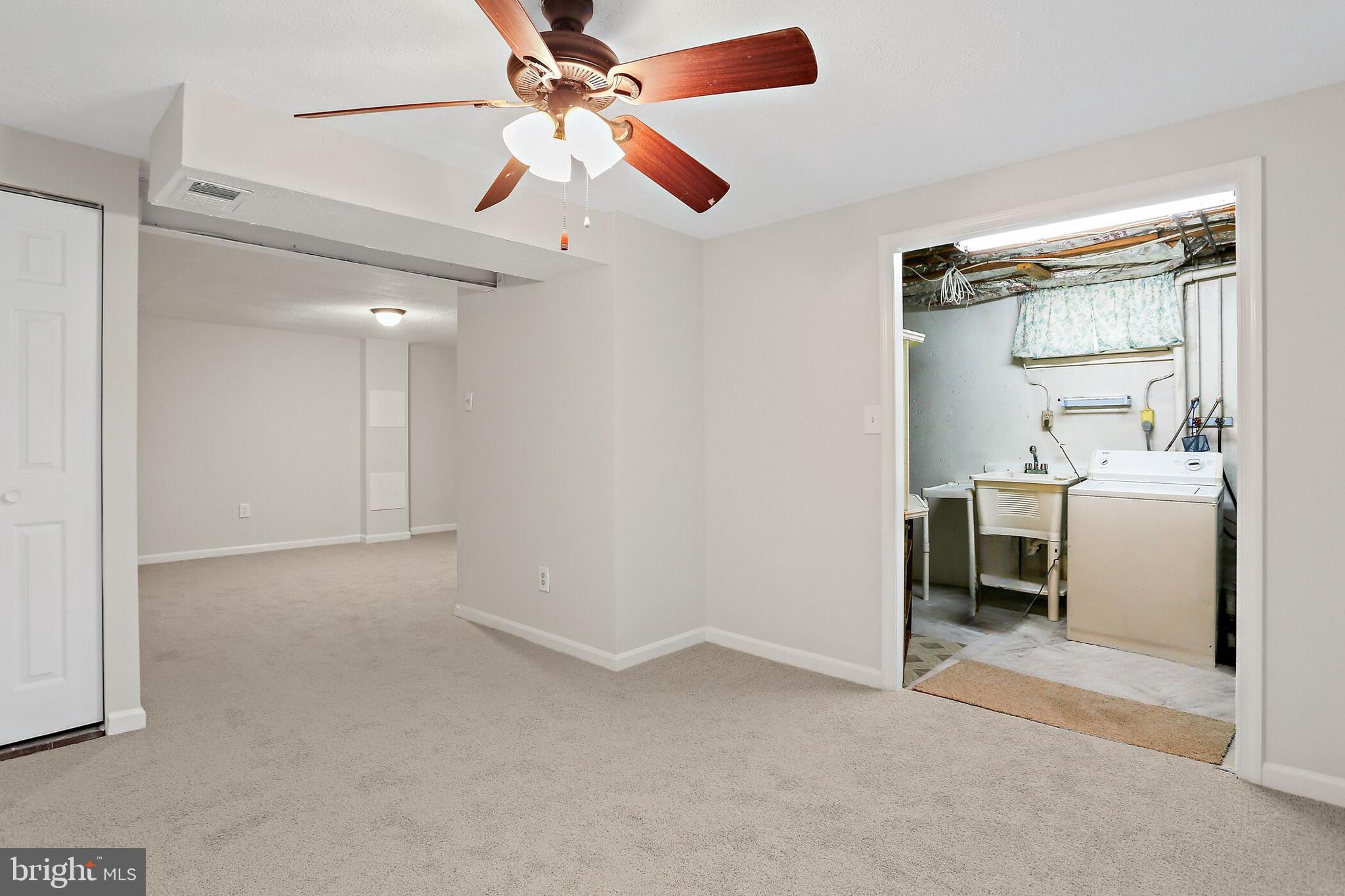 VILLAGE OF OWEN BROWN - Residential