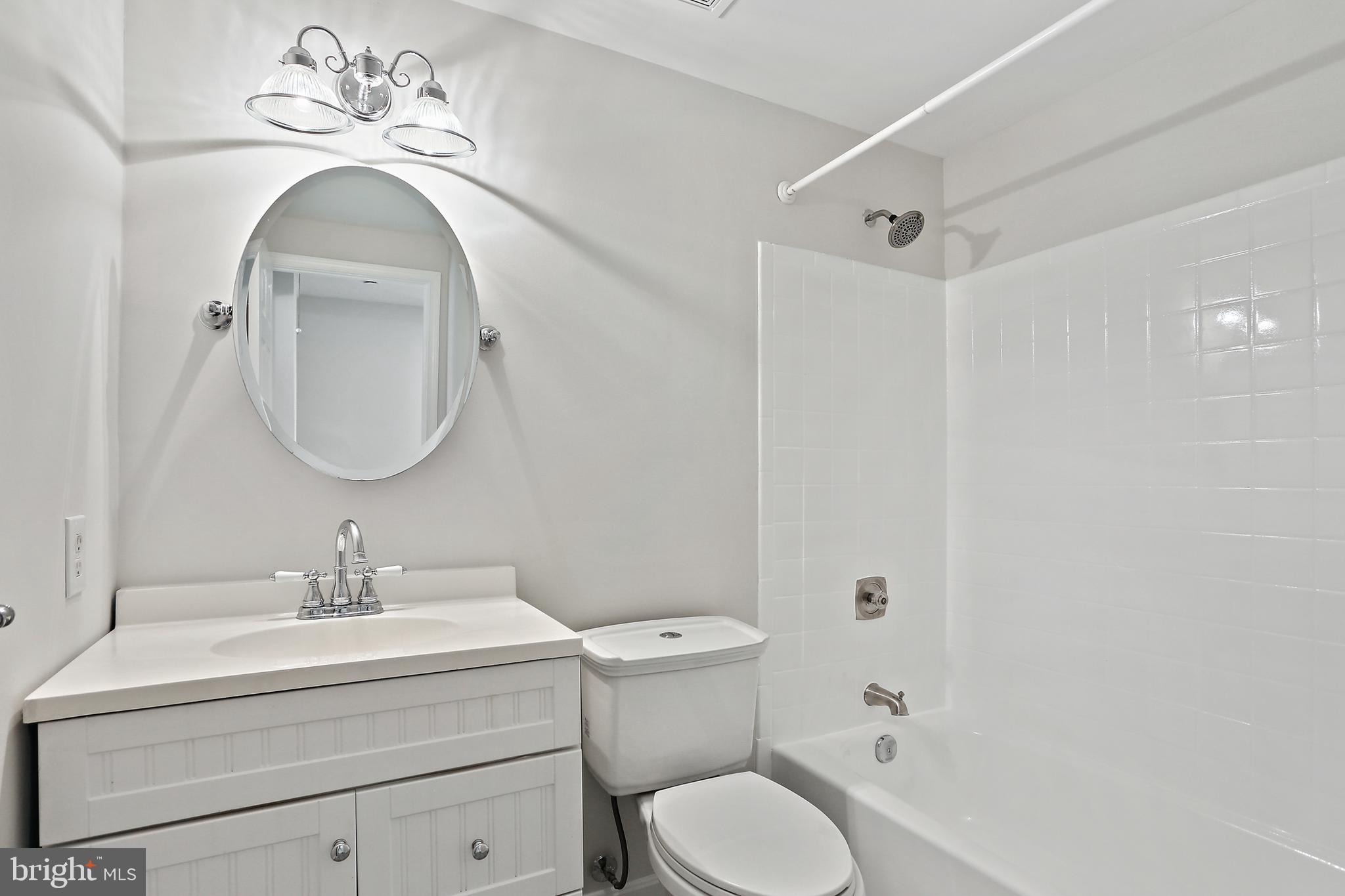 VILLAGE OF OWEN BROWN - Residential