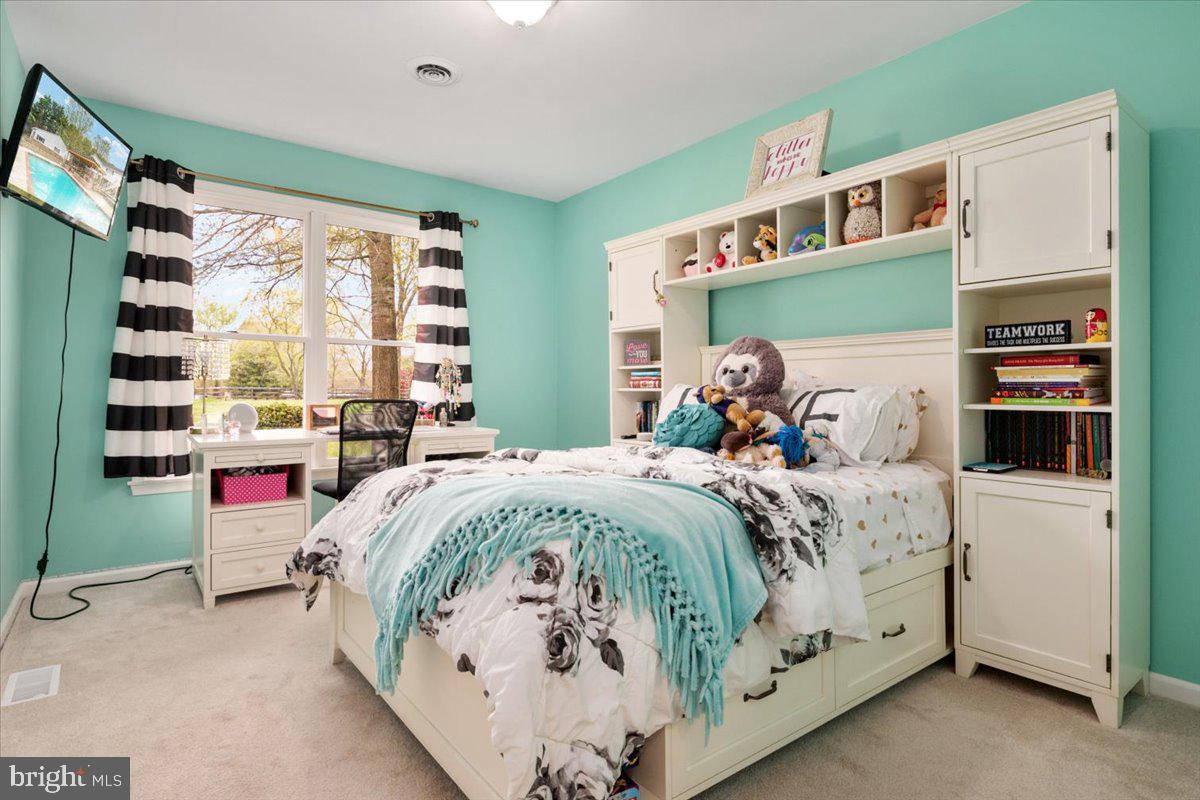 LONG CREEK - Residential