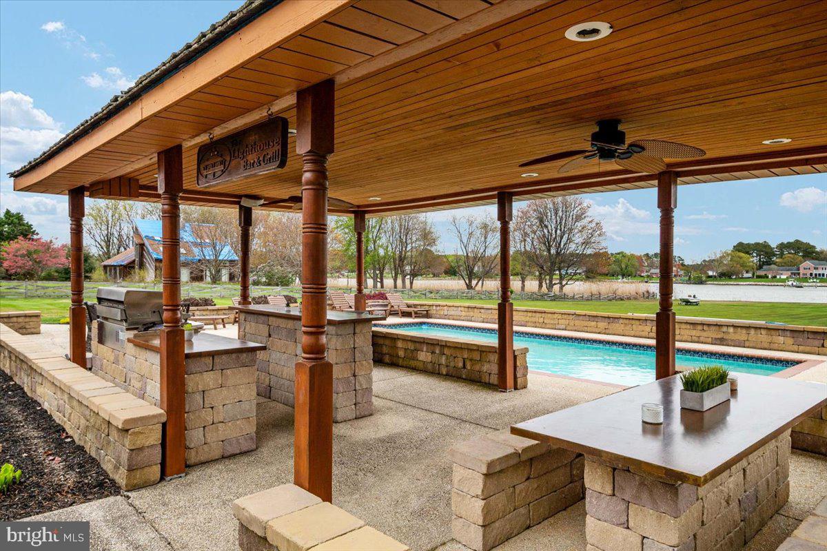 LONG CREEK - Residential