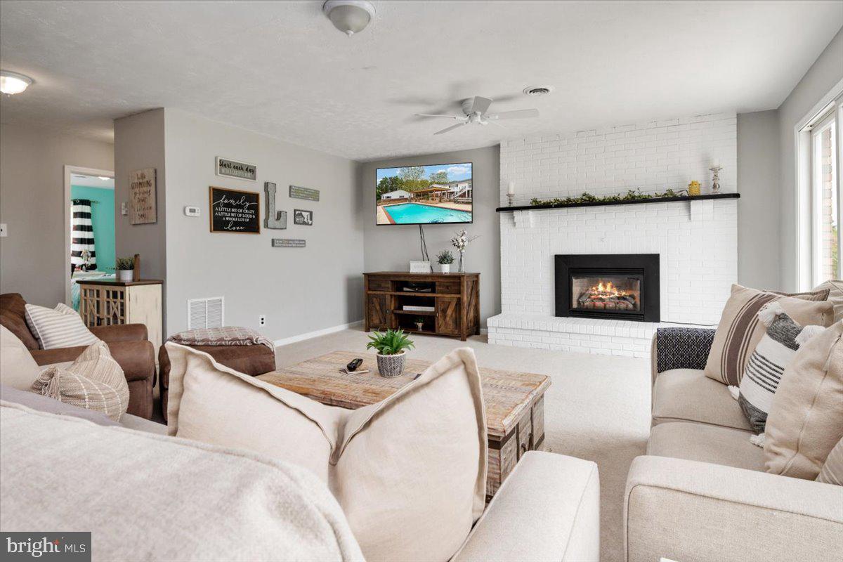 LONG CREEK - Residential