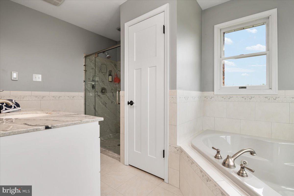 LONG CREEK - Residential