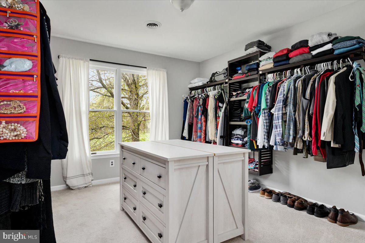 LONG CREEK - Residential