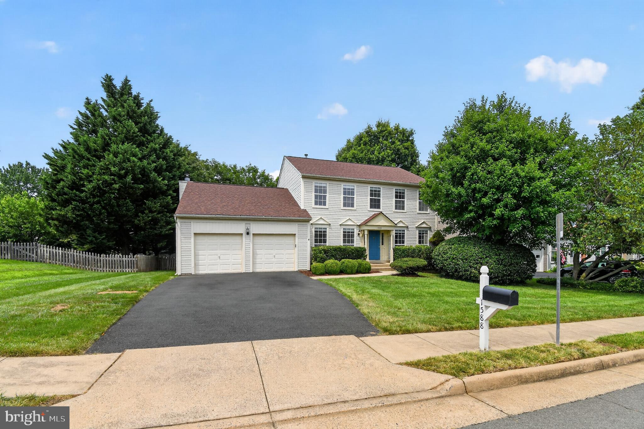 1588 KINGSTREAM CIRCLE