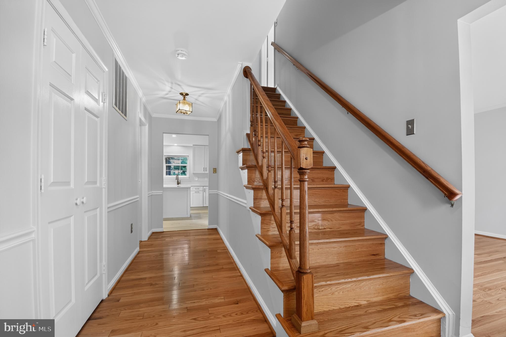 1588 KINGSTREAM CIRCLE