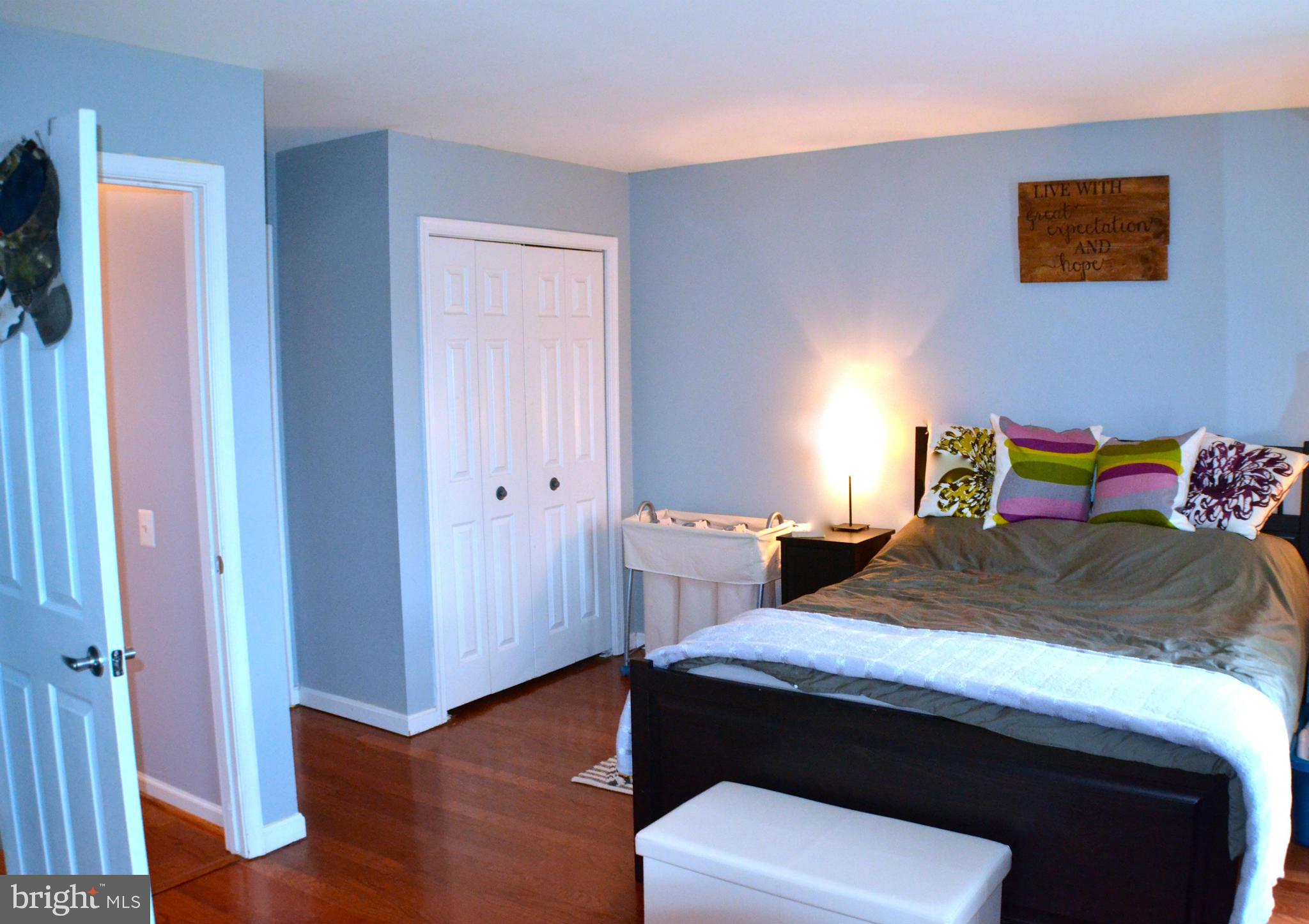 ASHBURN FARM - Residential