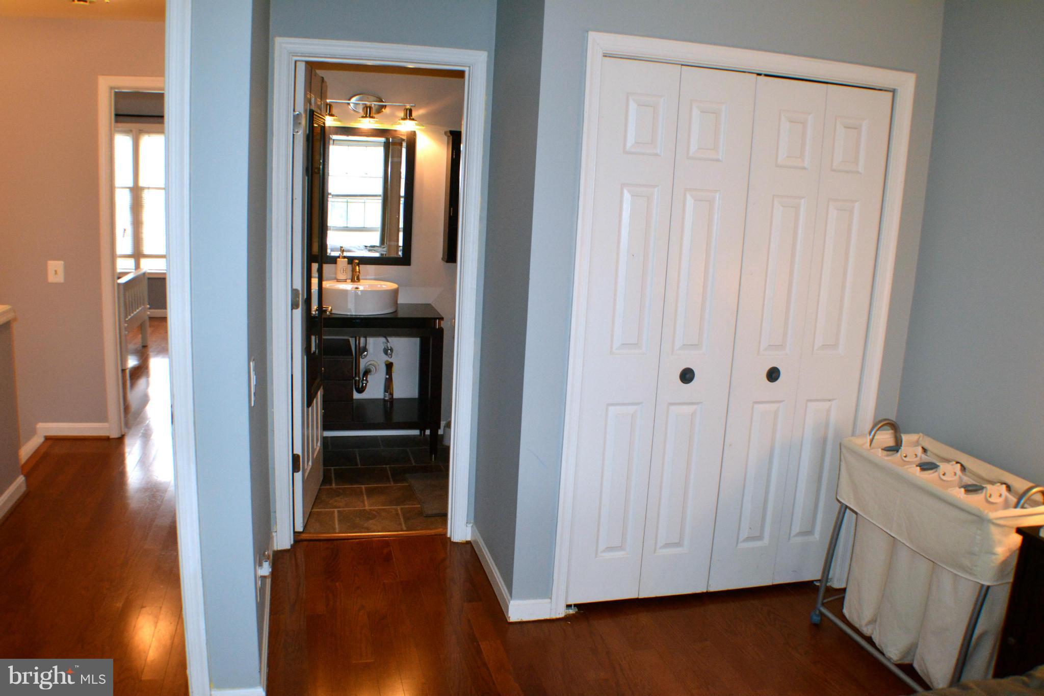 ASHBURN FARM - Residential