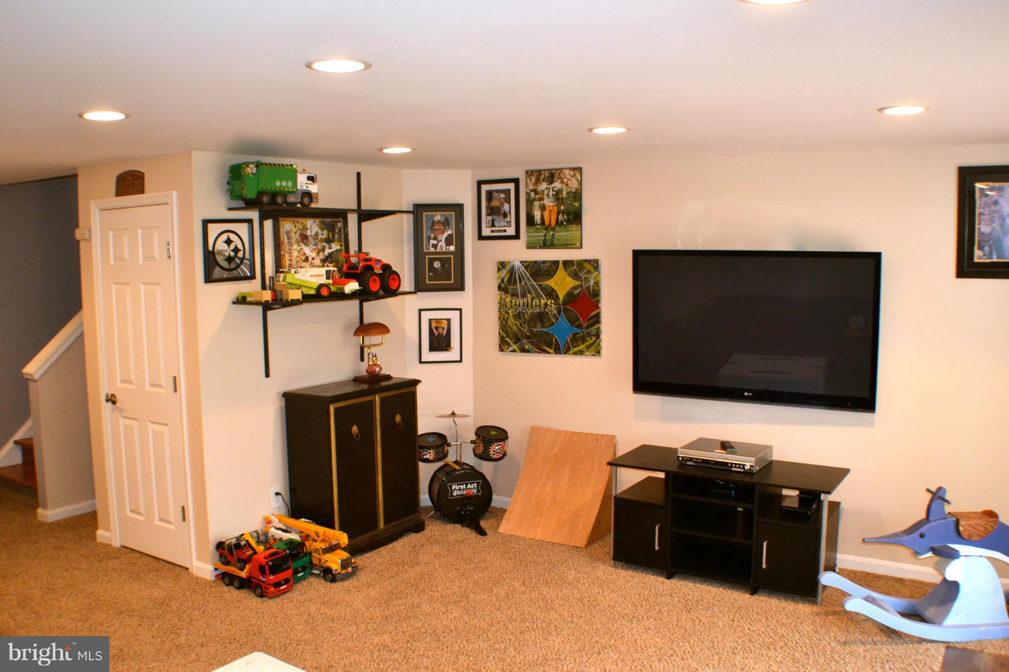 ASHBURN FARM - Residential