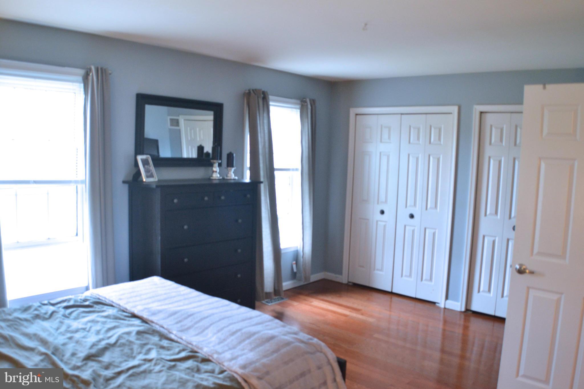 ASHBURN FARM - Residential