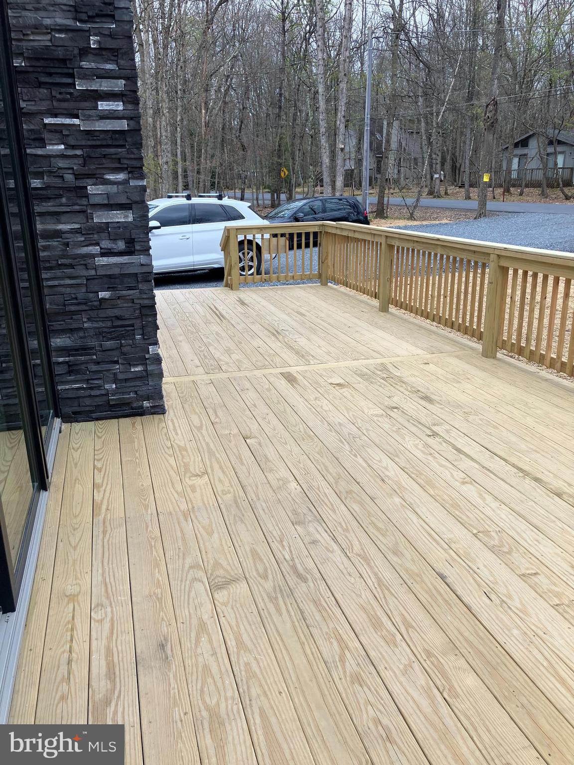 TOWAMENSING TRAILS - Residential