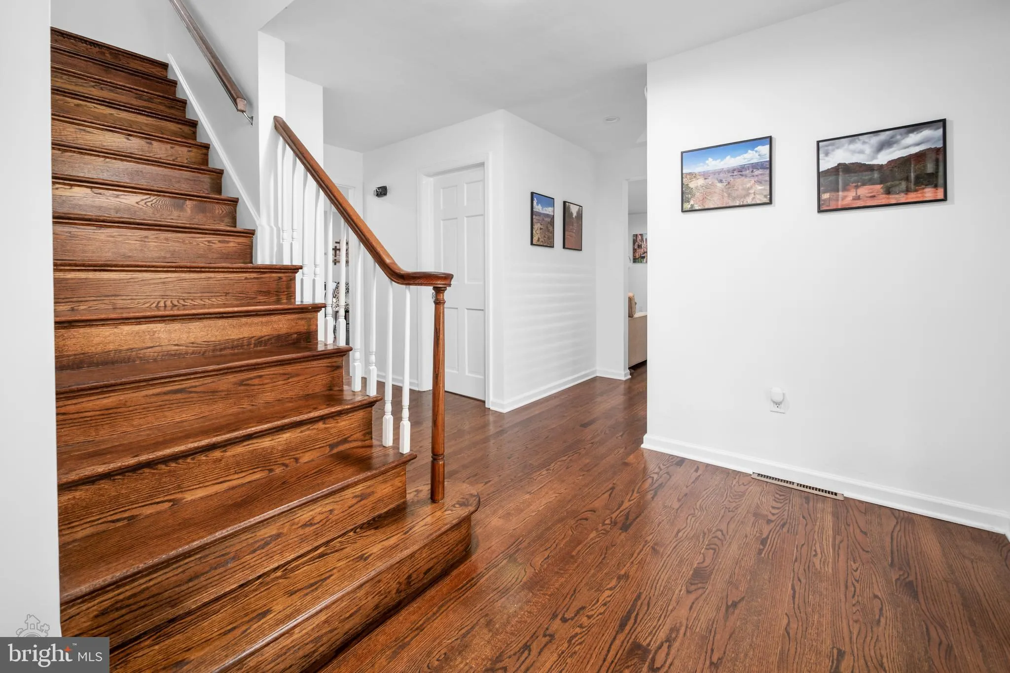 Bethlehem, Pennsylvania 18017, United States, 4 Bedrooms Bedrooms, ,3 BathroomsBathrooms,Residential,Pending,207523