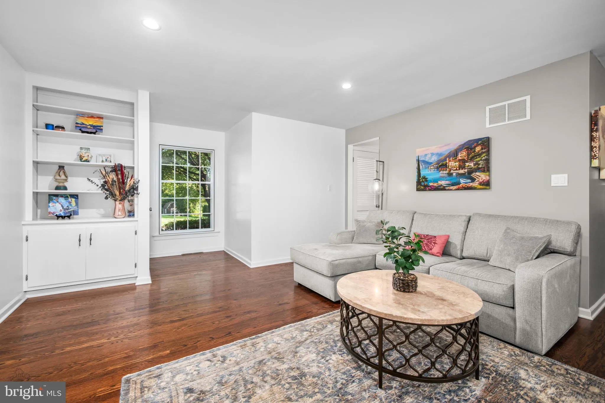 Bethlehem, Pennsylvania 18017, United States, 4 Bedrooms Bedrooms, ,3 BathroomsBathrooms,Residential,Pending,207523