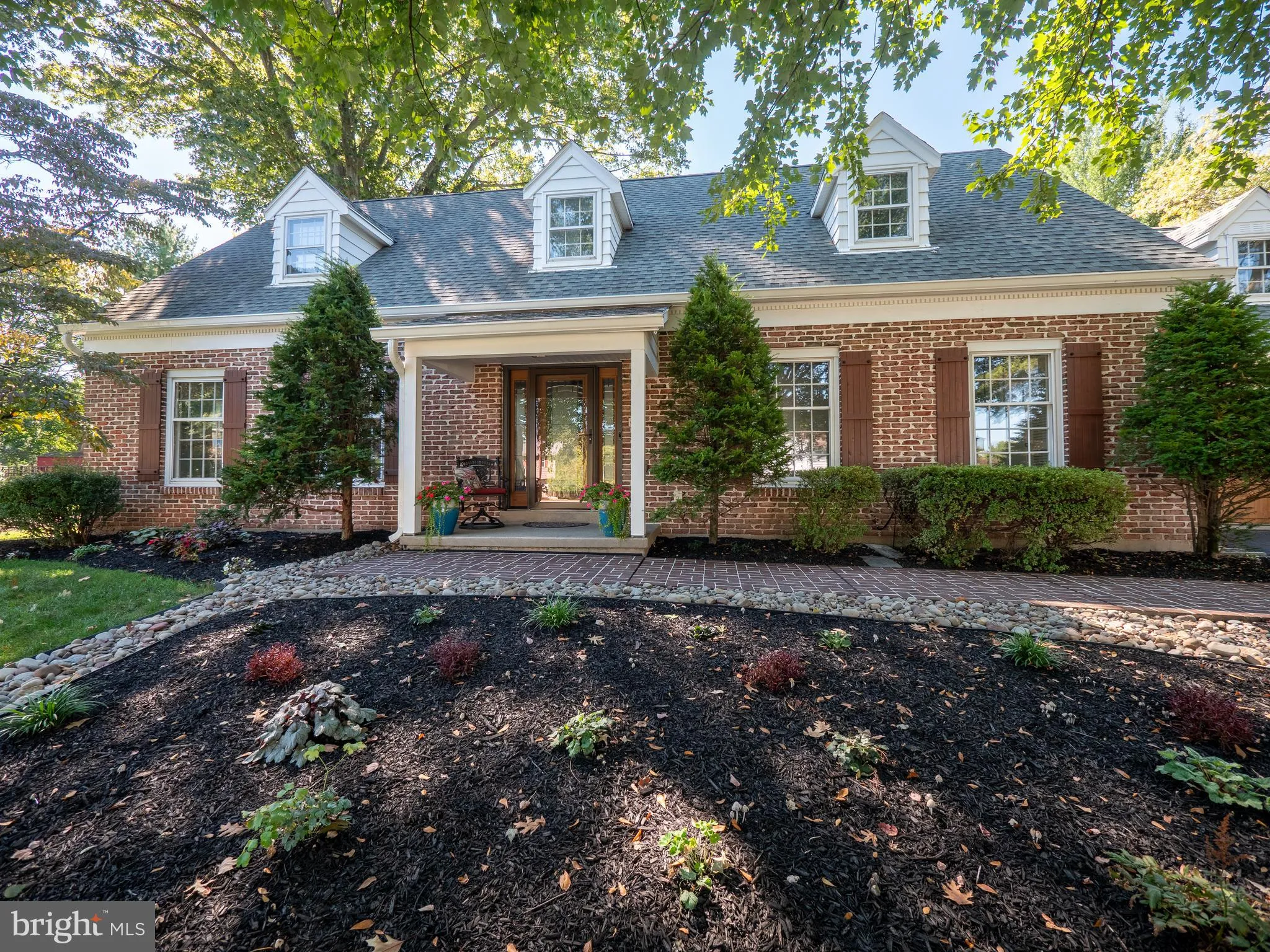 Bethlehem, Pennsylvania 18017, United States, 4 Bedrooms Bedrooms, ,3 BathroomsBathrooms,Residential,Pending,207523