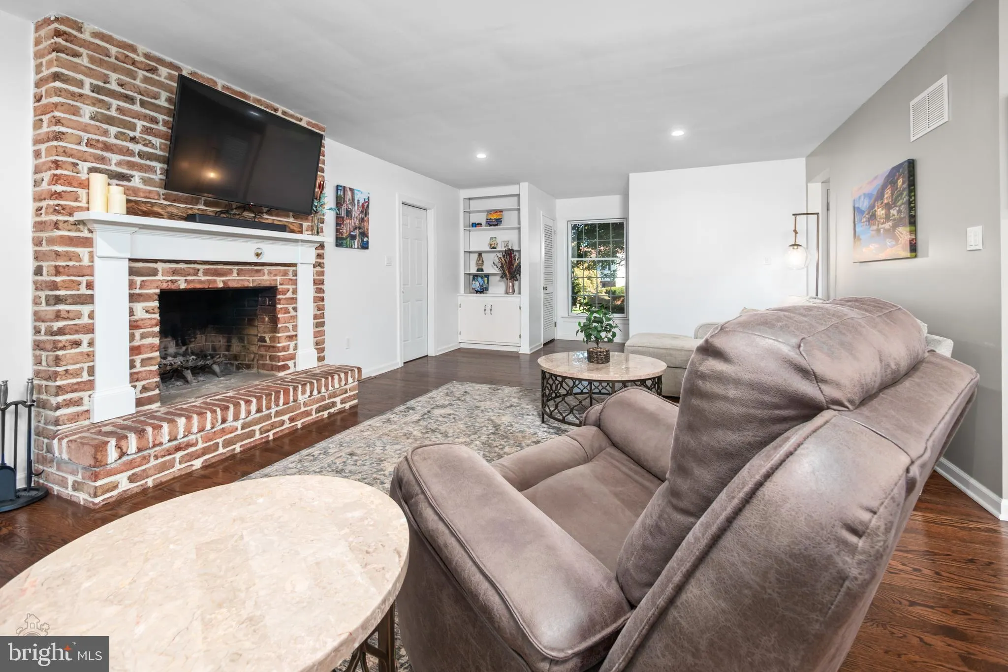 Bethlehem, Pennsylvania 18017, United States, 4 Bedrooms Bedrooms, ,3 BathroomsBathrooms,Residential,Pending,207523