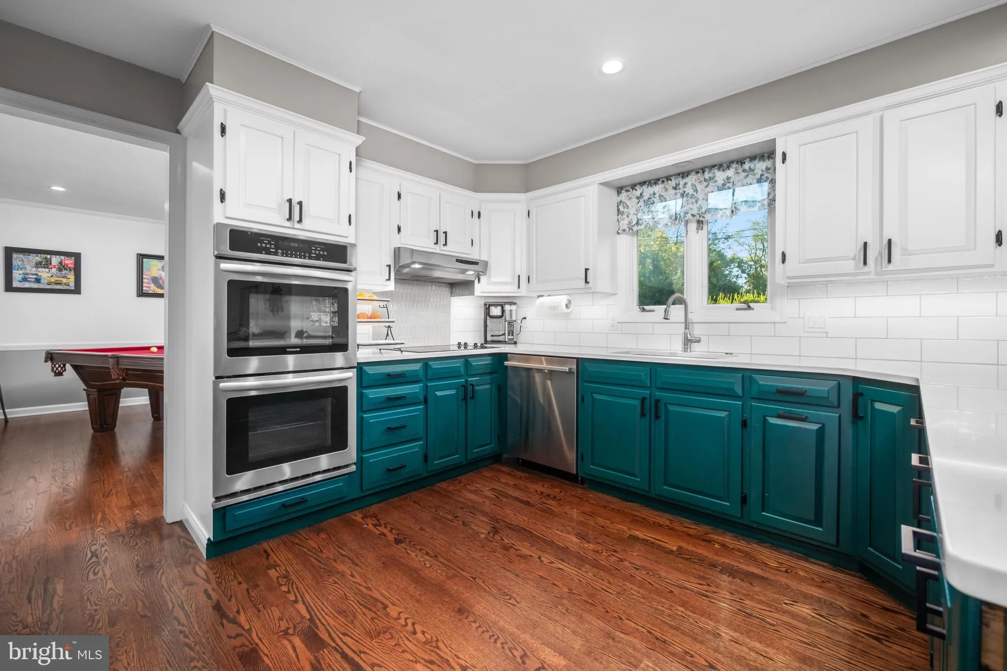 Bethlehem, Pennsylvania 18017, United States, 4 Bedrooms Bedrooms, ,3 BathroomsBathrooms,Residential,Pending,207523