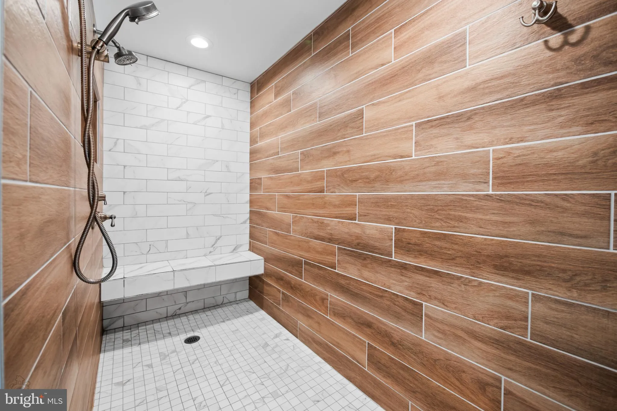 Bethlehem, Pennsylvania 18017, United States, 4 Bedrooms Bedrooms, ,3 BathroomsBathrooms,Residential,Pending,207523