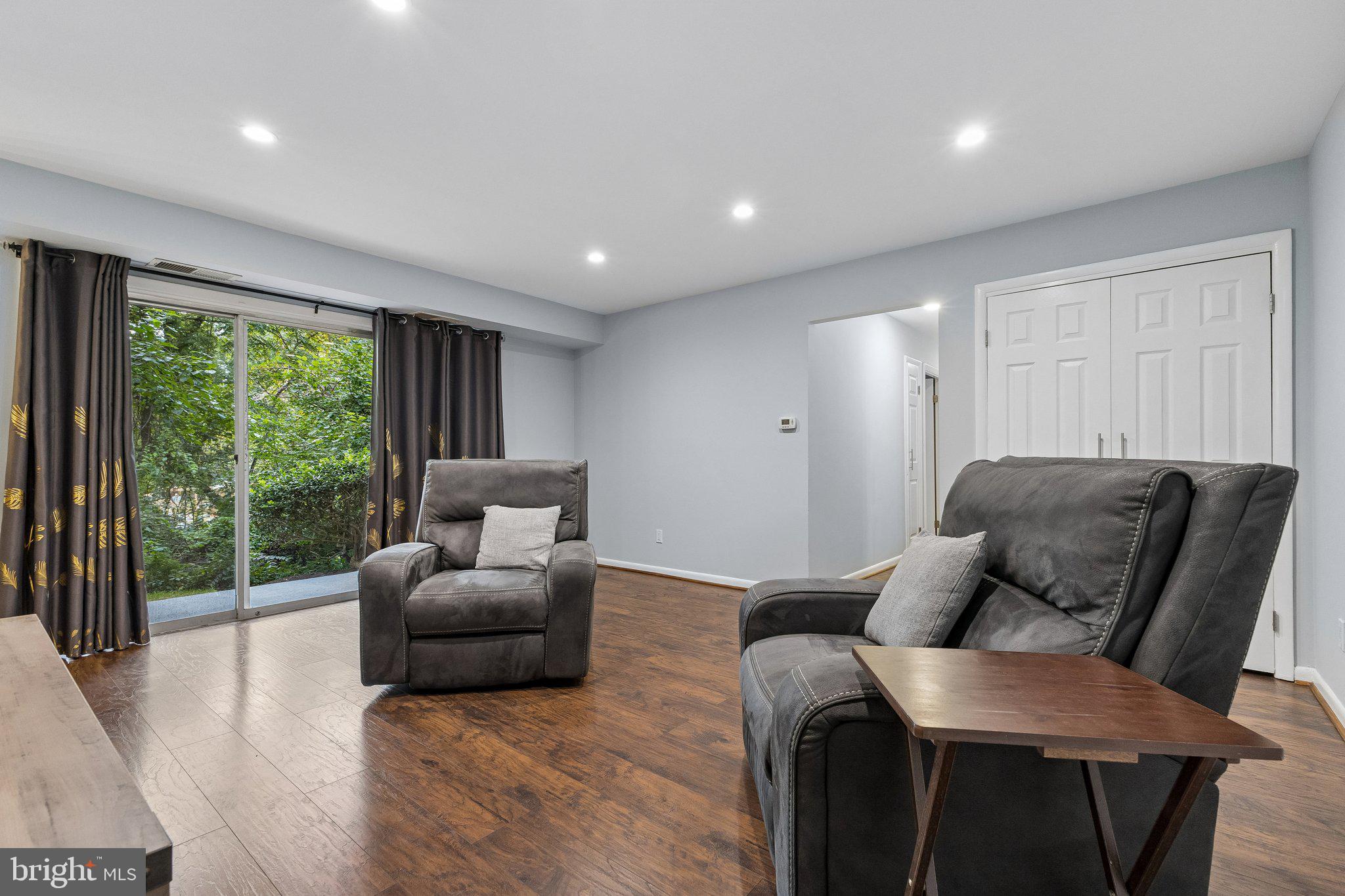 3846 LYNDHURST DRIVE 102