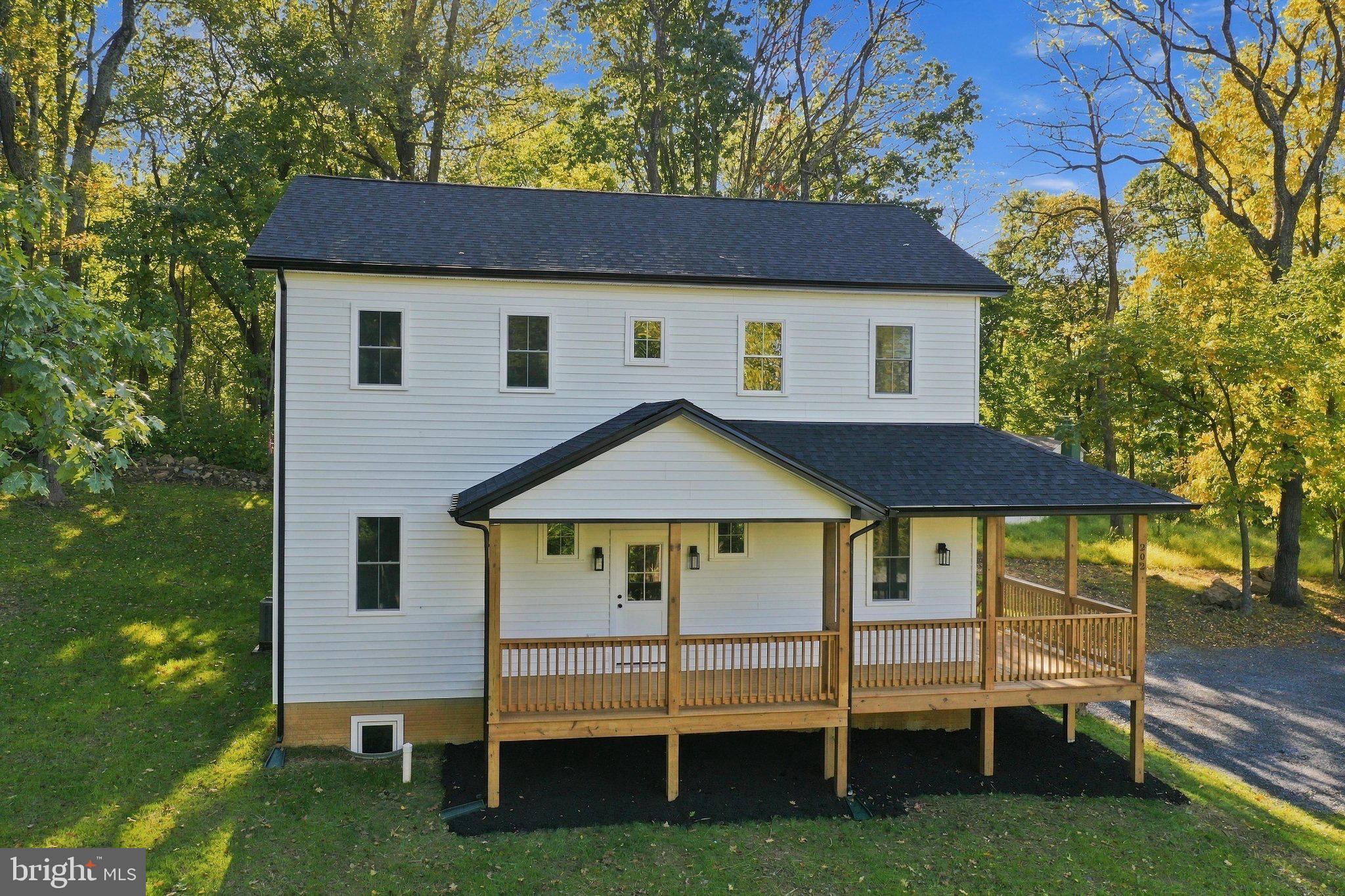 202 SPLIT RAIL ROAD