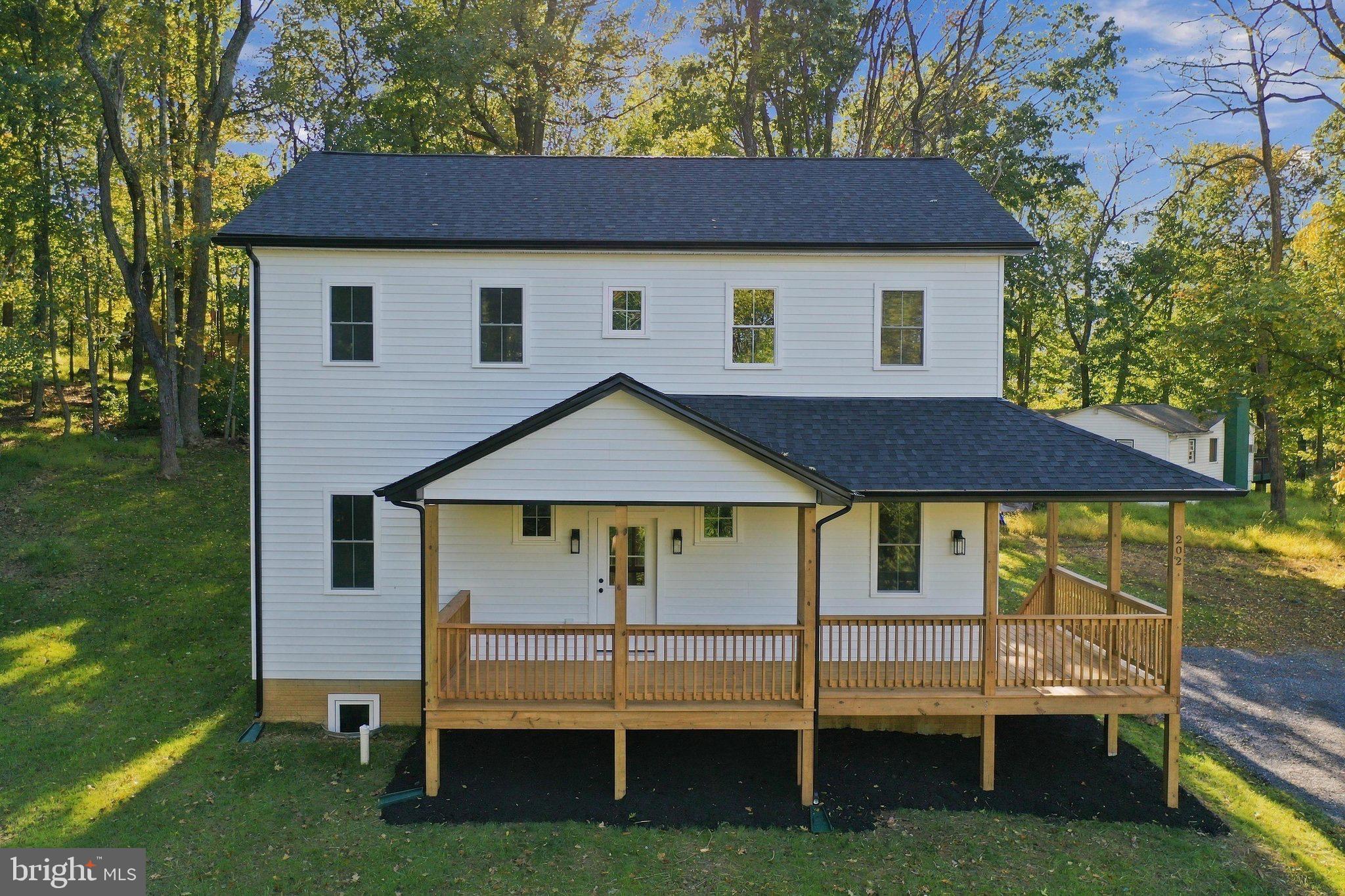 202 SPLIT RAIL ROAD