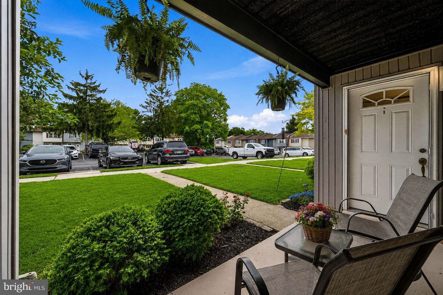 129 ASCOT COURT
